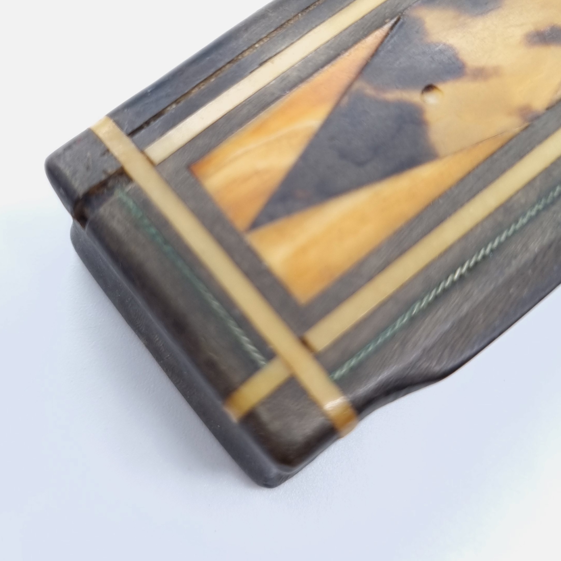 Antique Horn Snuff Box