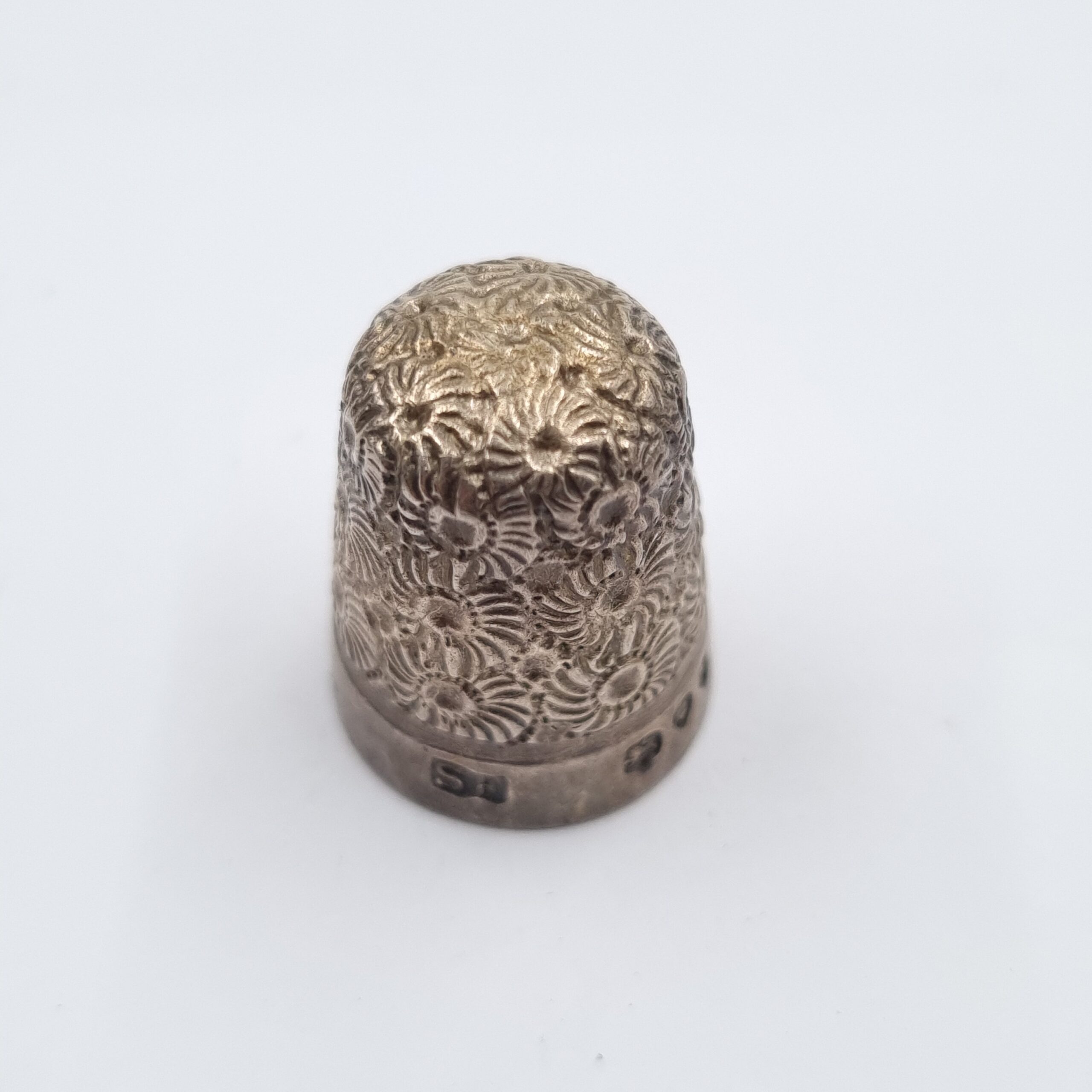 Antique Silver thimble