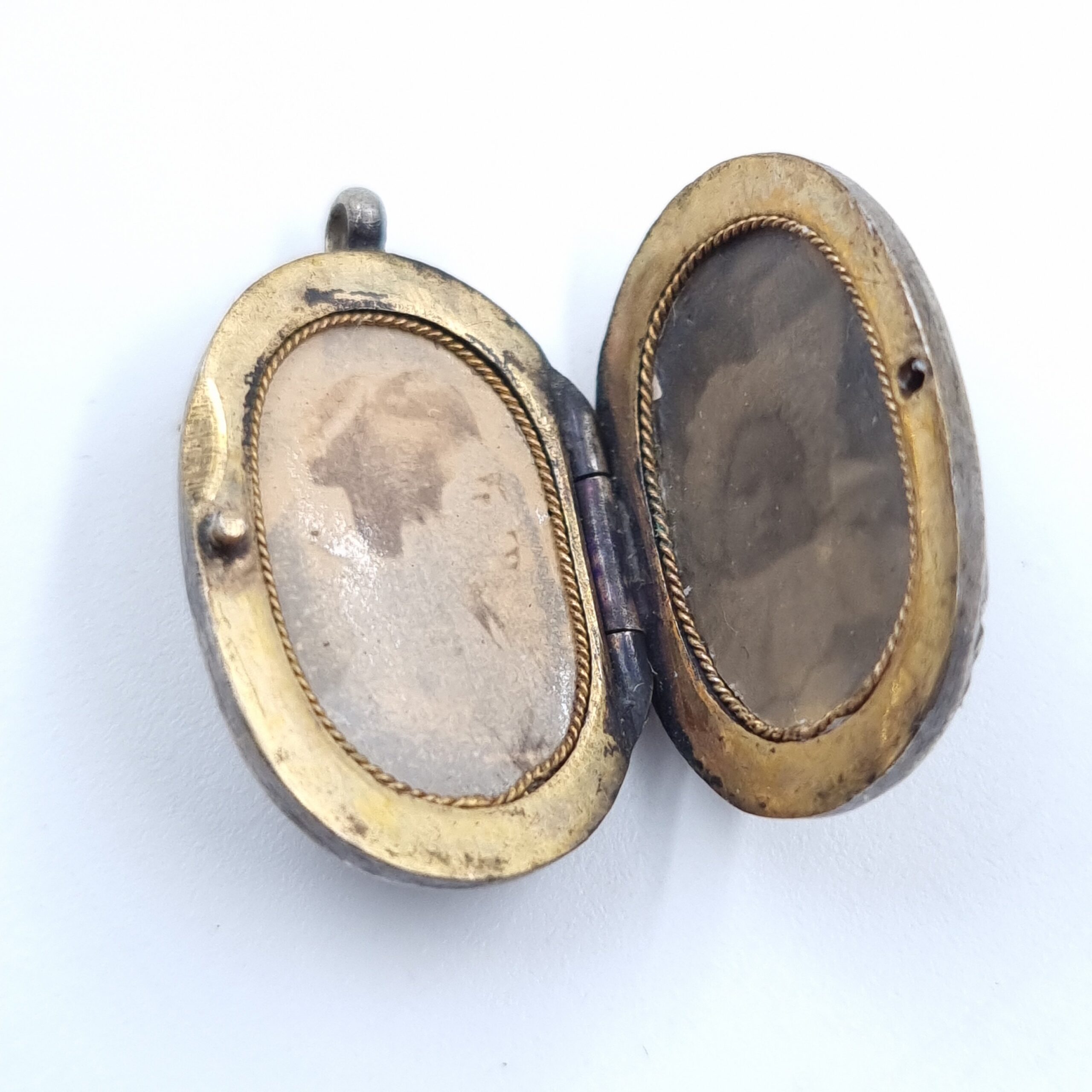 Japanese Locket Meiji Period Cranes & Owl - Image 4