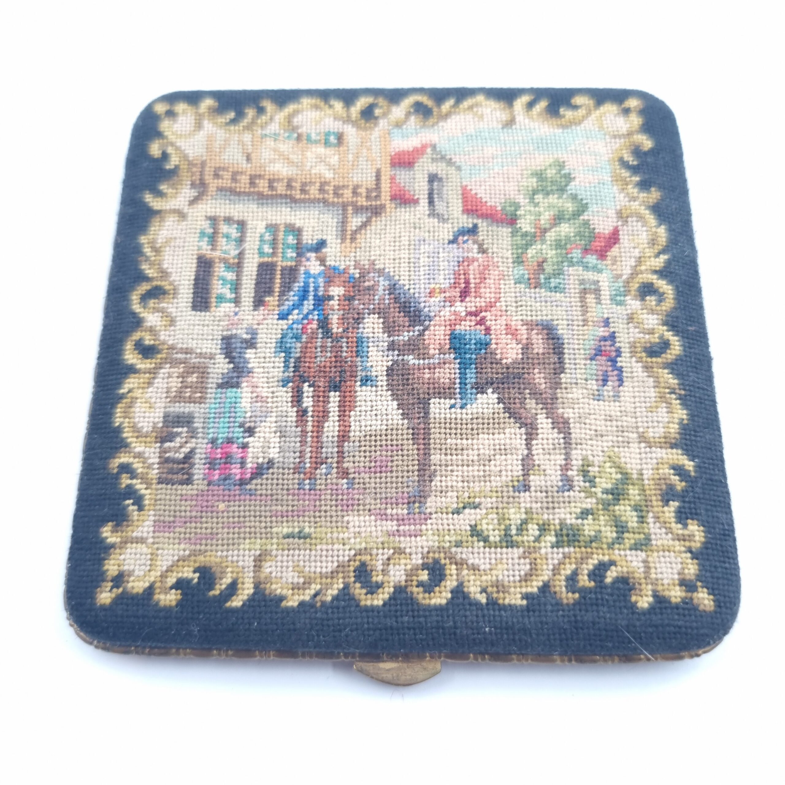 Art Deco Powder Compact
