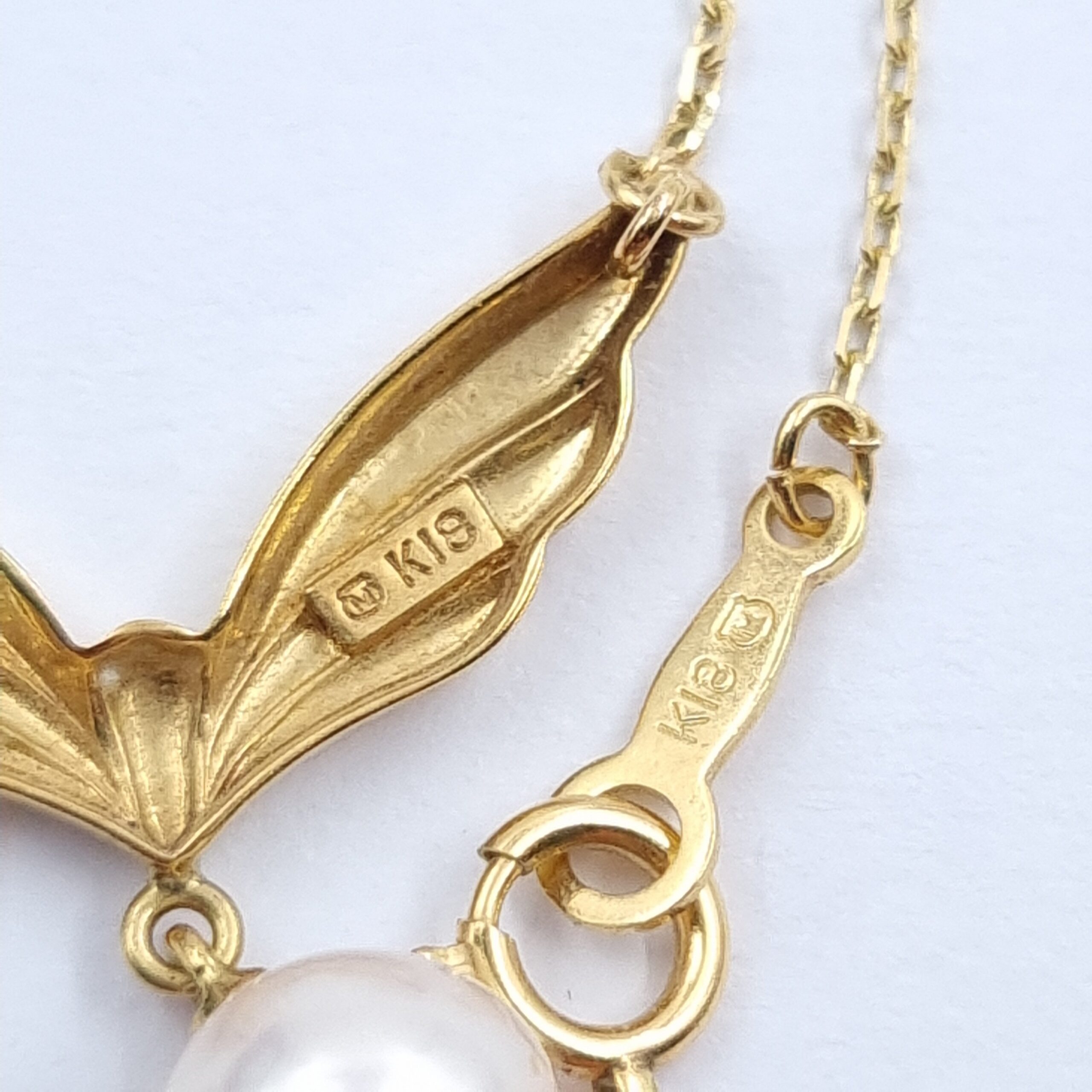 Mikimoto Akoya Pearl Pendant  in original box. 18kt Yellow Gold - Image 5