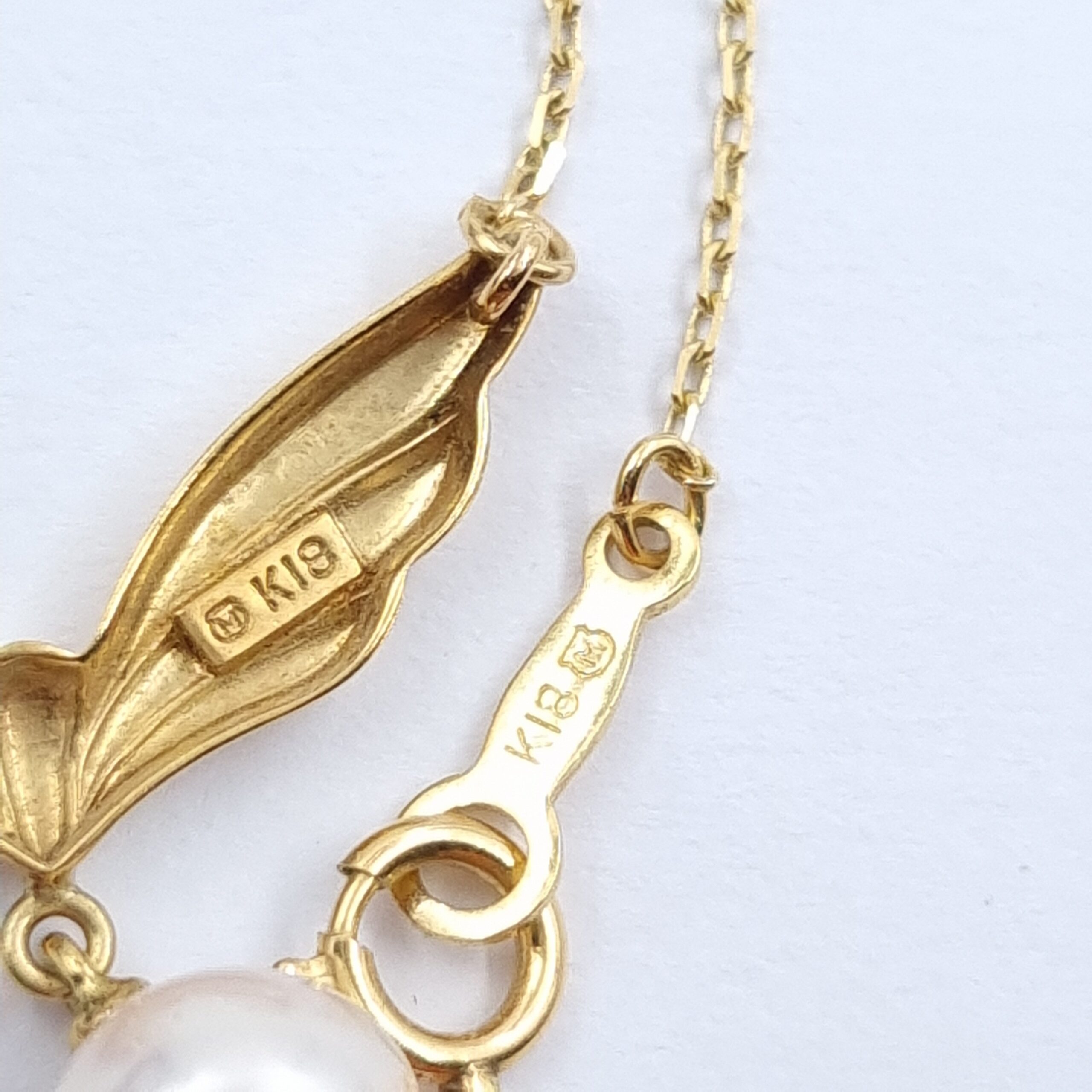 Mikimoto Akoya Pearl Pendant  in original box. 18kt Yellow Gold - Image 6