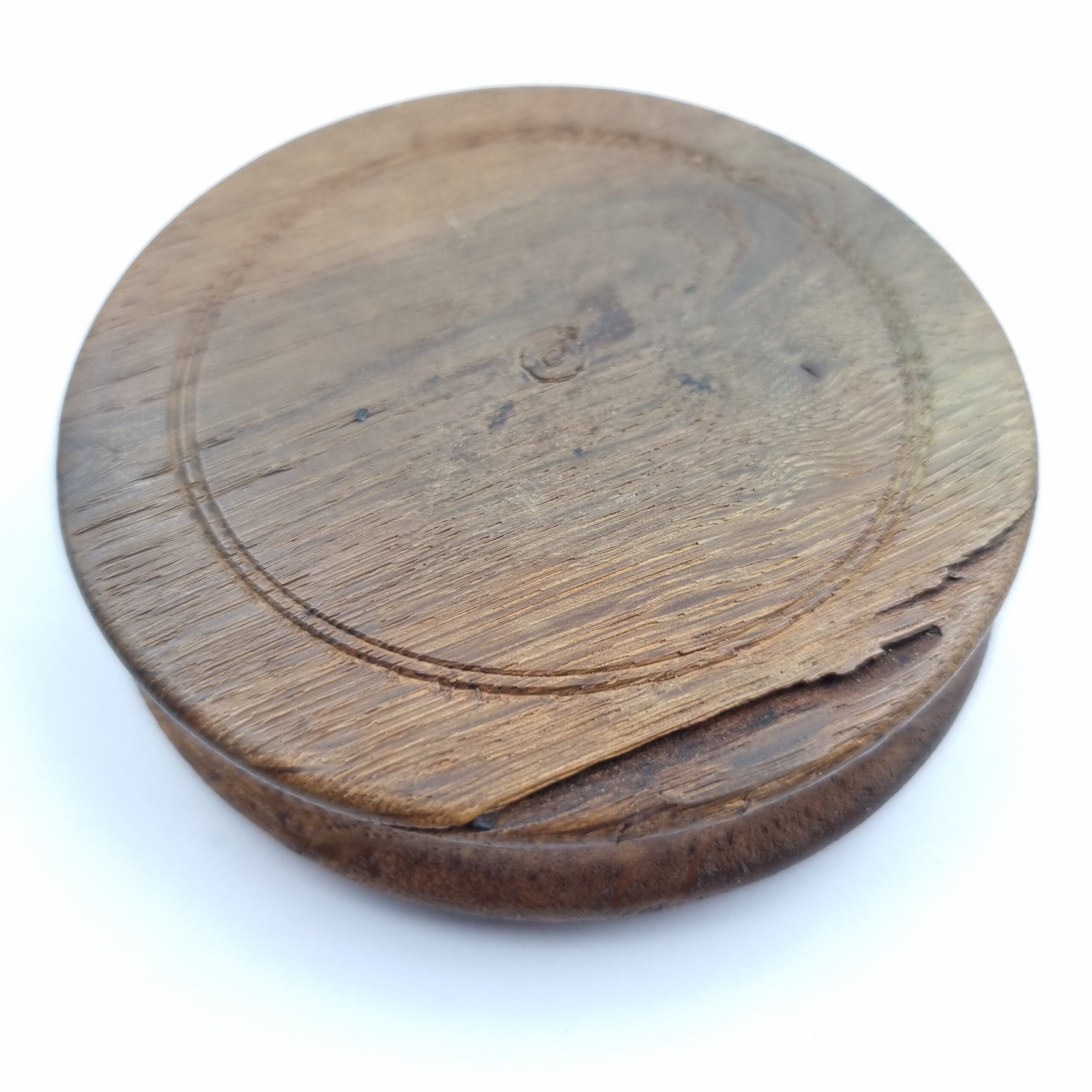 Antique Scottish Treen 19th Century Engine Turned Round Snuff Box - Tantallon Castle Oak Beam 1890 - Image 3