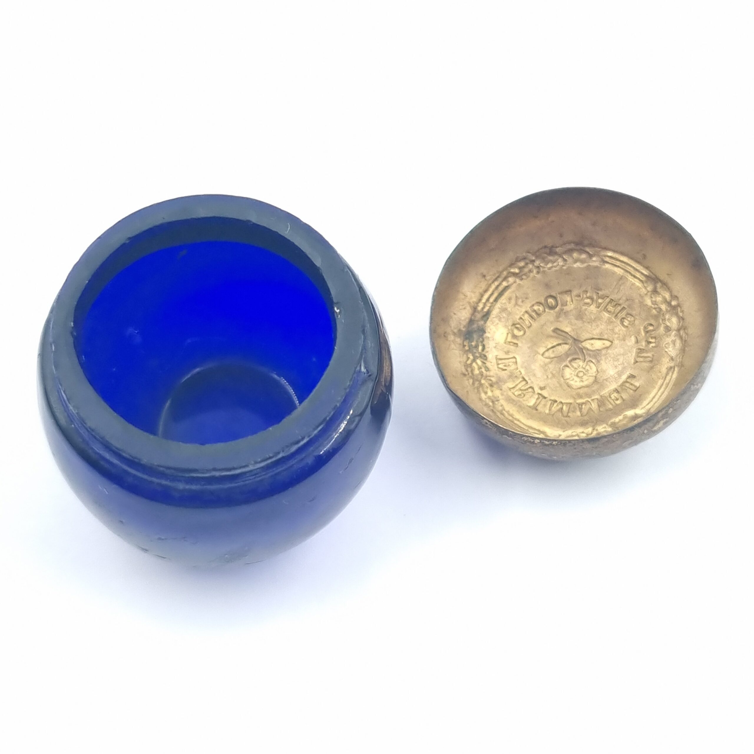 Antique Rimmel Make up Rouge Pot in Cobalt Blue Glass - Image 3