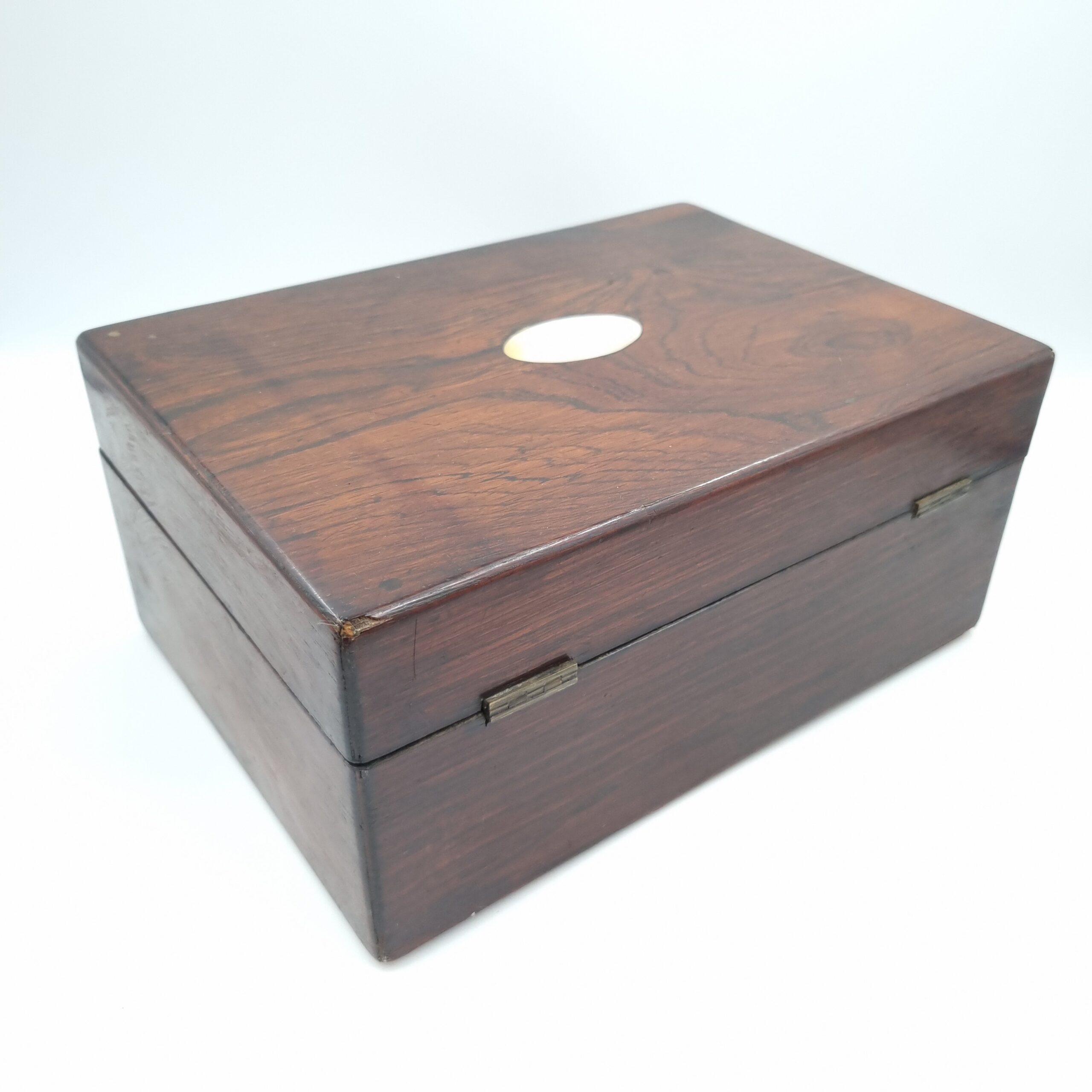Victorian Rosewood Work Box with Mother of Pearl Inlay - Image 5