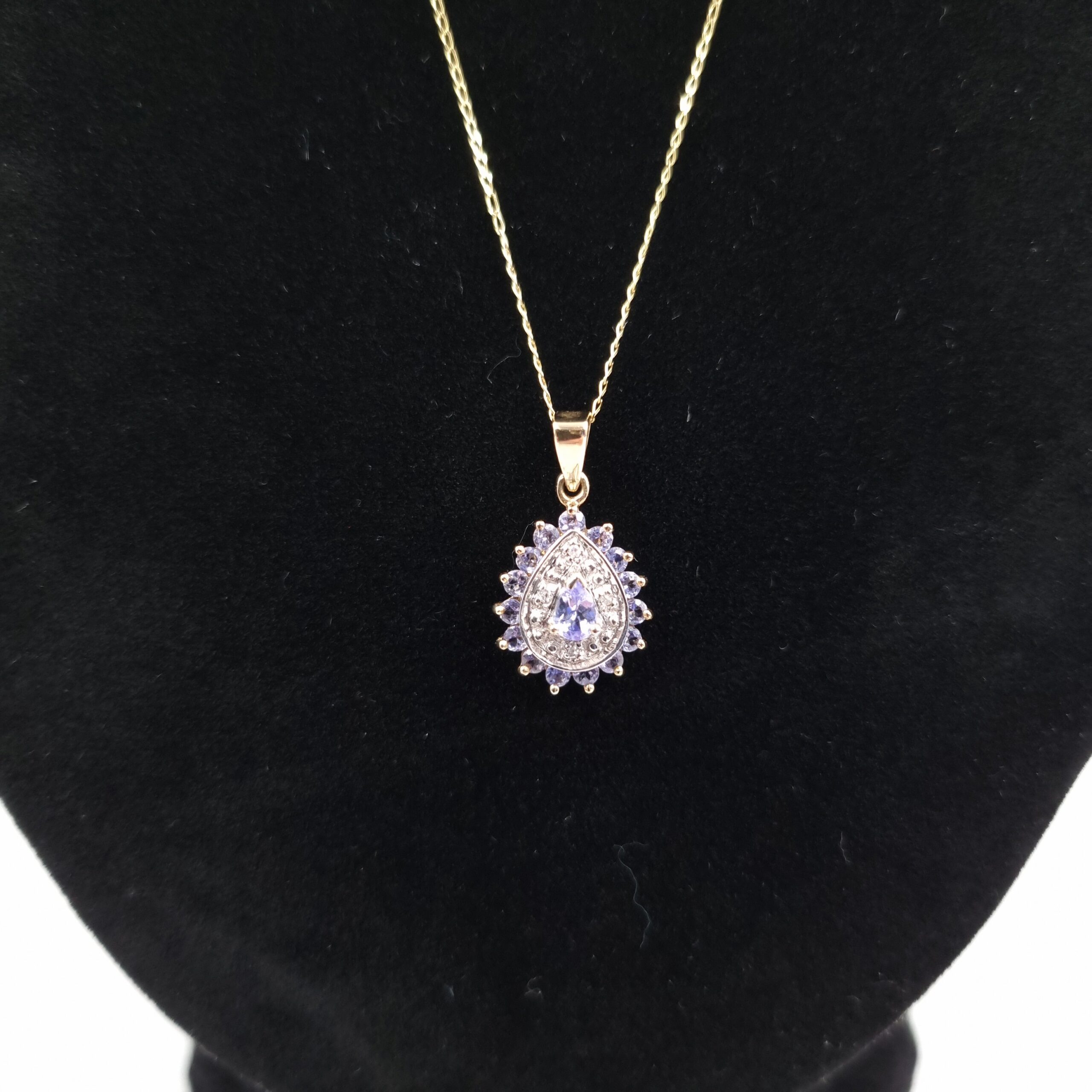 9ct Gold Diamond & Simulated Tanzanite Pendant Necklace - Image 4