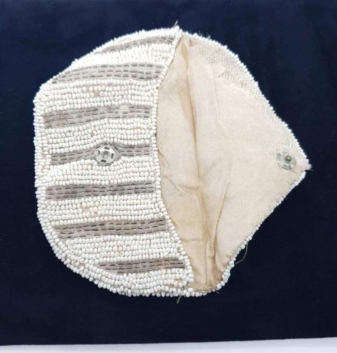Art Deco Beaded Purse White Glass Beads circa 1920s Foreign Tag - Image 2