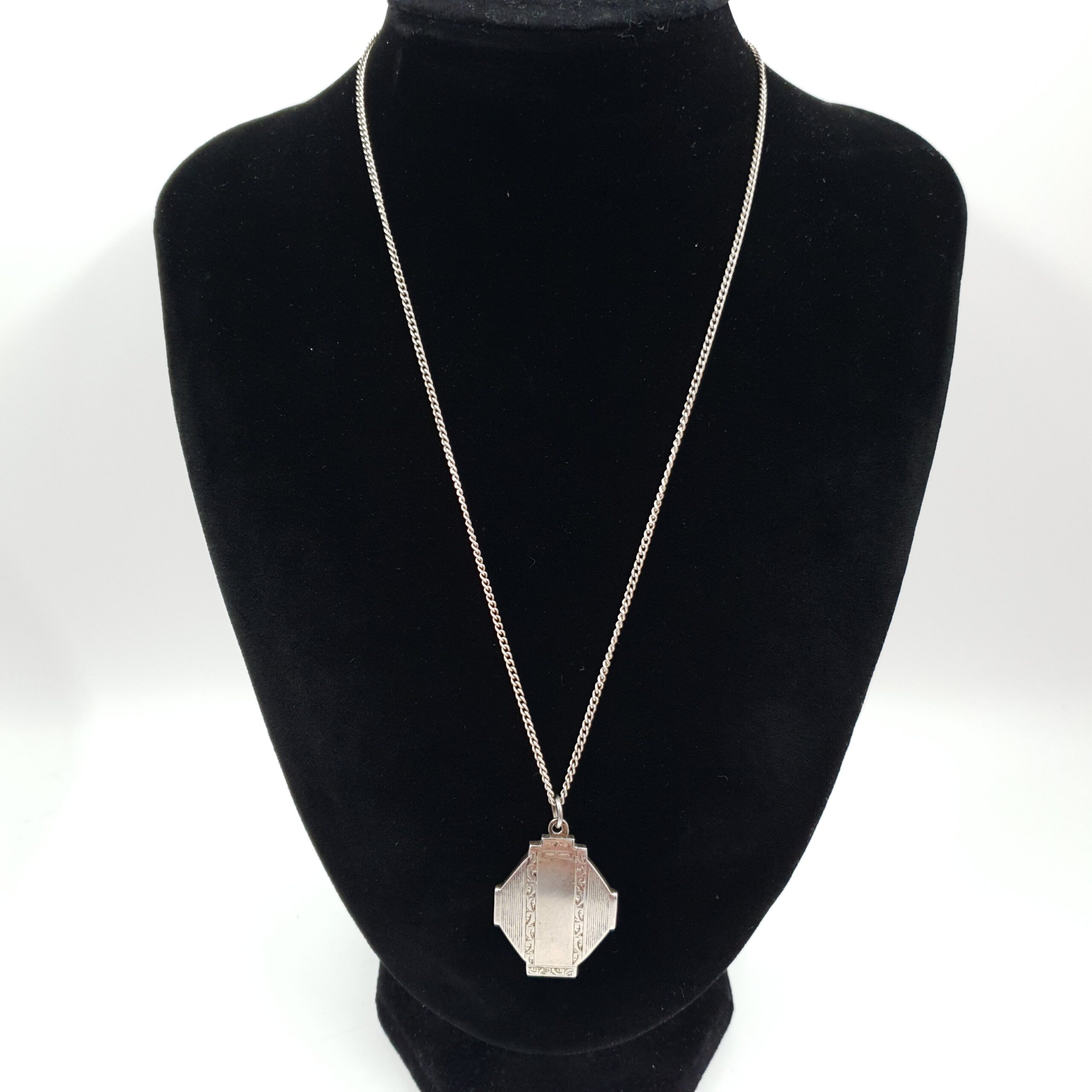 Sterling Silver Art Deco Locket | Hexagonal Photo Locket Necklace By Herbert Bushell & Son ltd Engine Turned - Image 4
