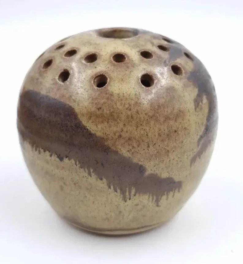 Peter Turner Studio Pottery