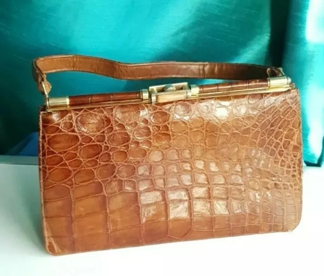 1950s Crocodile Leather Bag Made In Singapore | Vintage Frame Handbag - Image 2