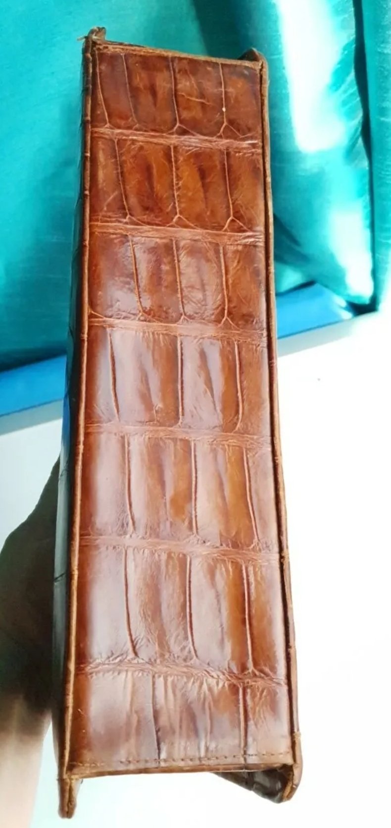 1950s Crocodile Leather Bag Made In Singapore | Vintage Frame Handbag - Image 3