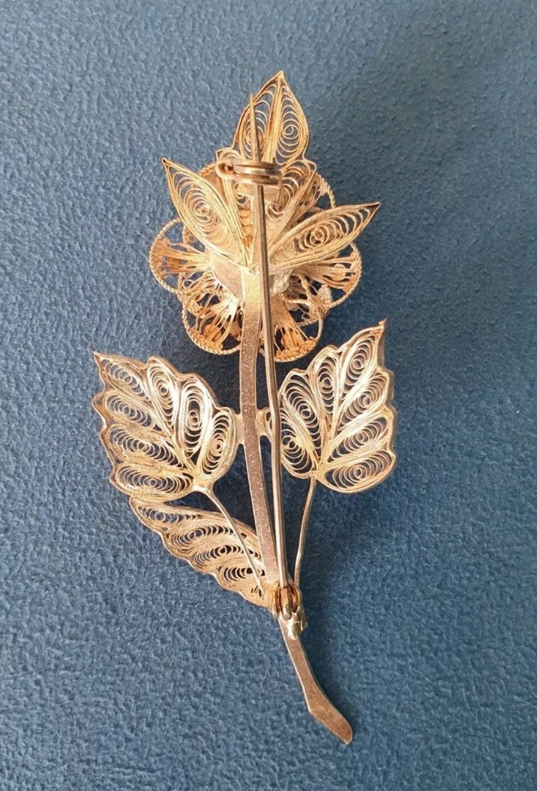Large Filigree Silver Flower Brooch. 8cm long - Image 2