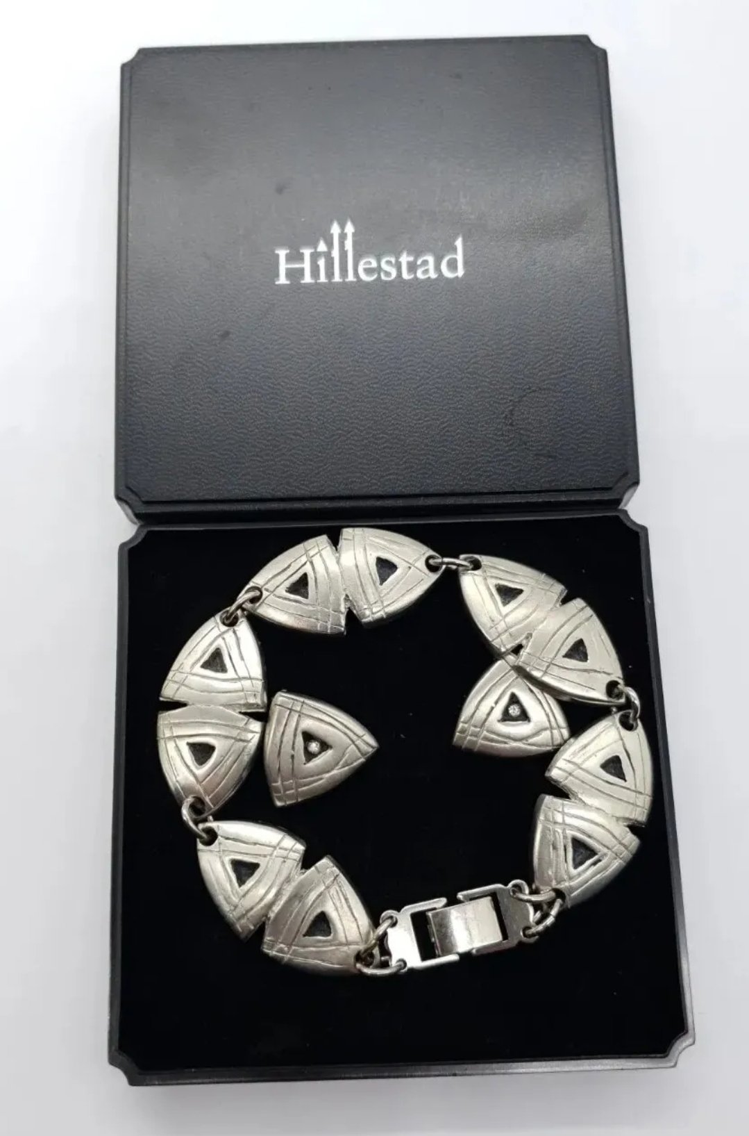 Hillestad Jewellery