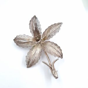 Large Silver Filigree Lily Brooch