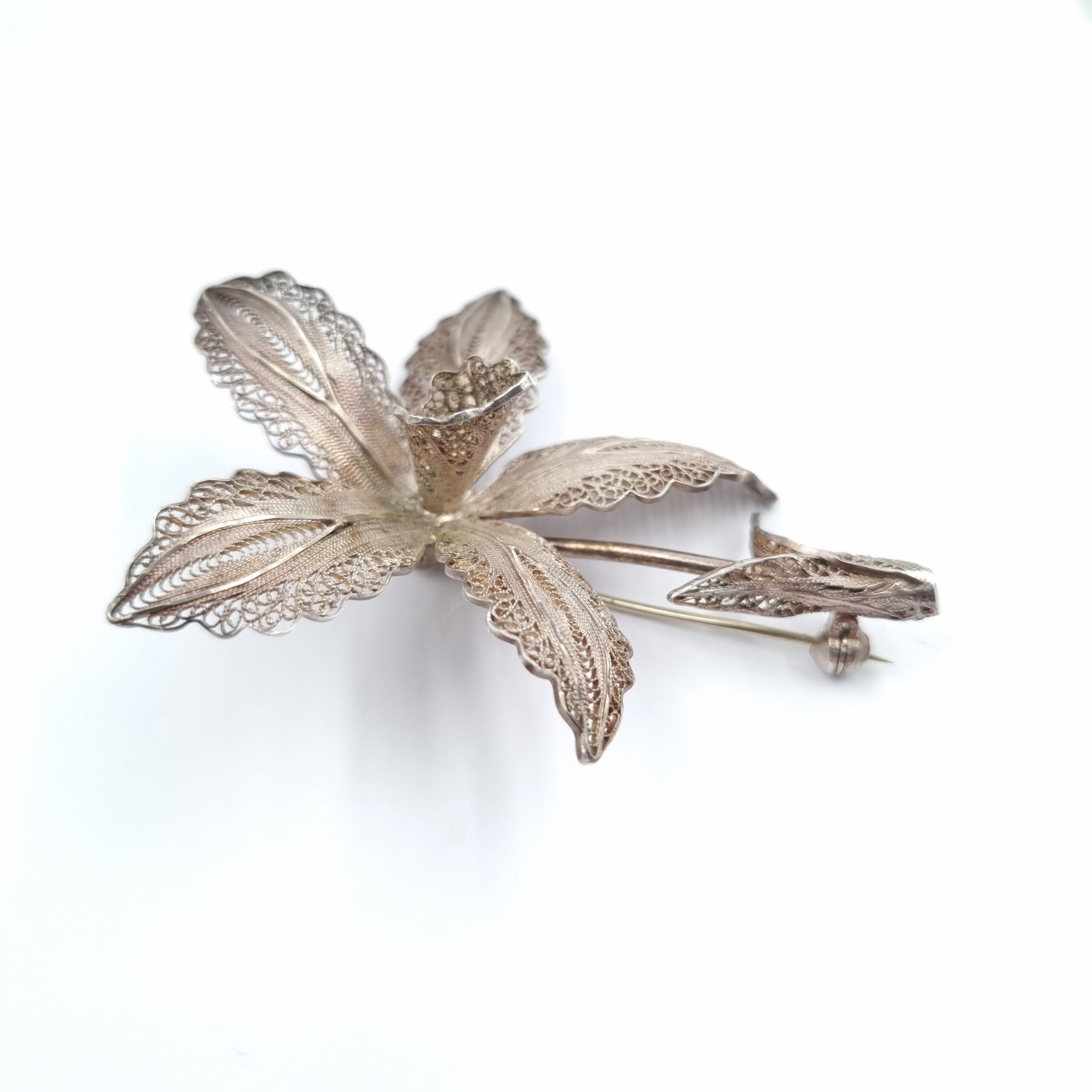 Large Silver Filigree Lily Brooch Flower - Image 2