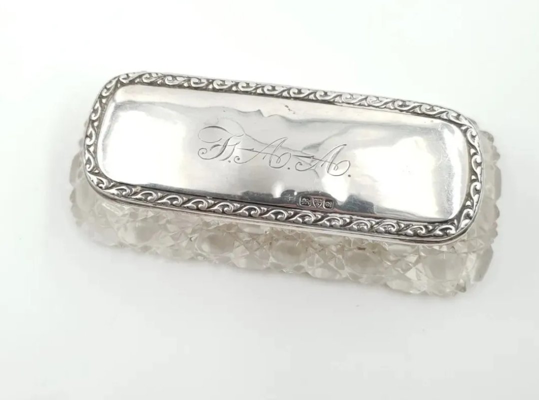 Chester Silver Top Cut Glass Vanity Pot Hallmarked 1916 Monogram - Image 3