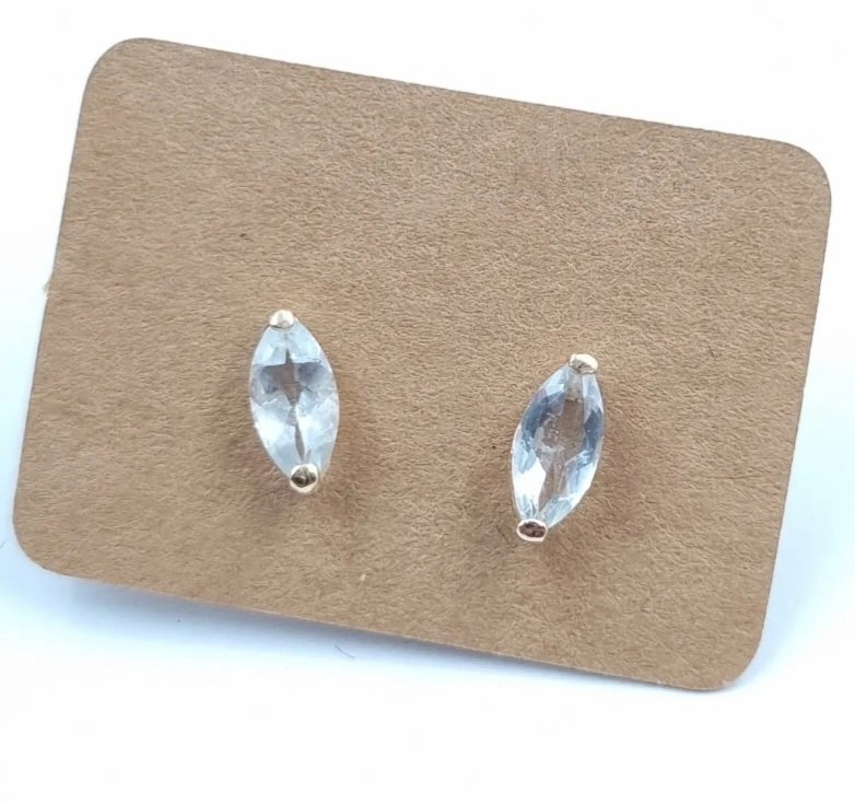 14kt Gold Stud Earrings