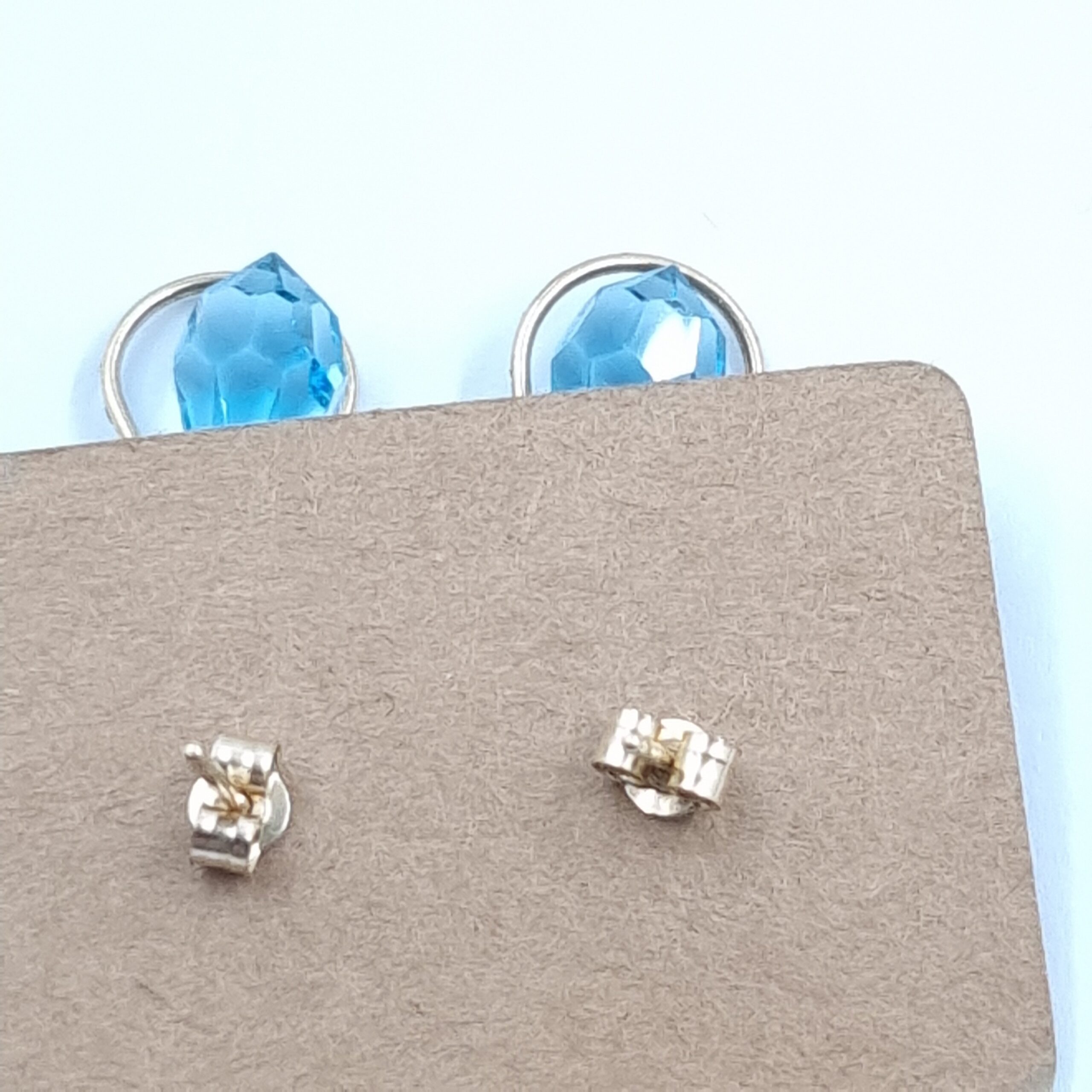 9ct Gold Crystal Earrings Dangle Drop with Blue Faceted Stones - Image 3
