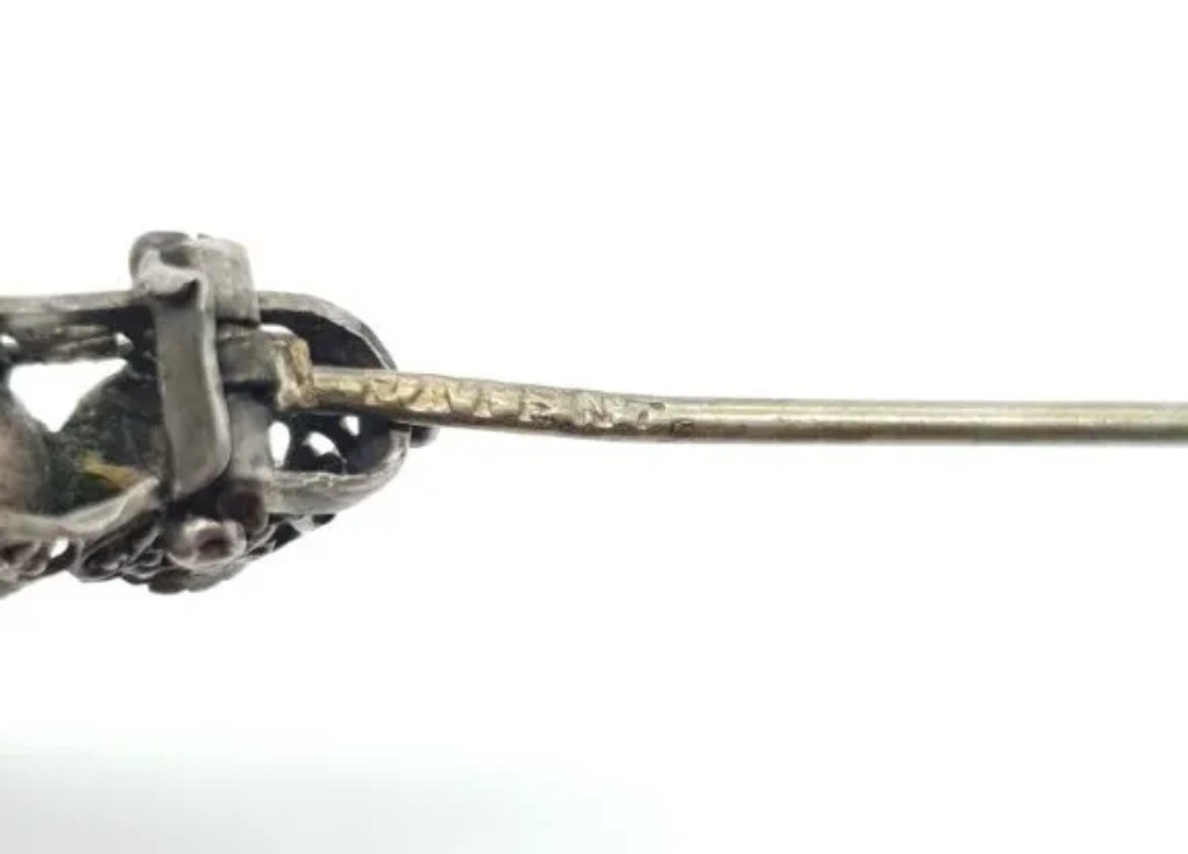 Antique Paste Bar Brooch in Silver Filigree Hearts Mount - Image 3