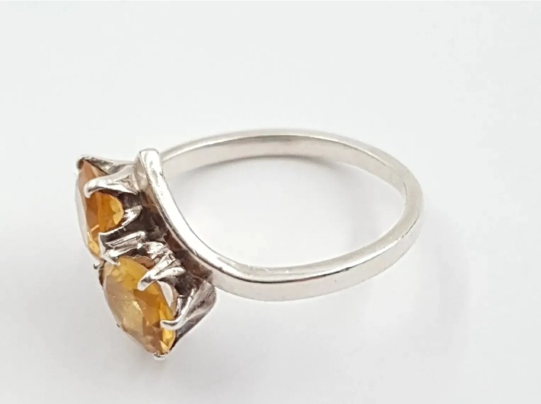 Vintage Silver & Citrine Ring Claw Set Handcrafted Size M - Image 3