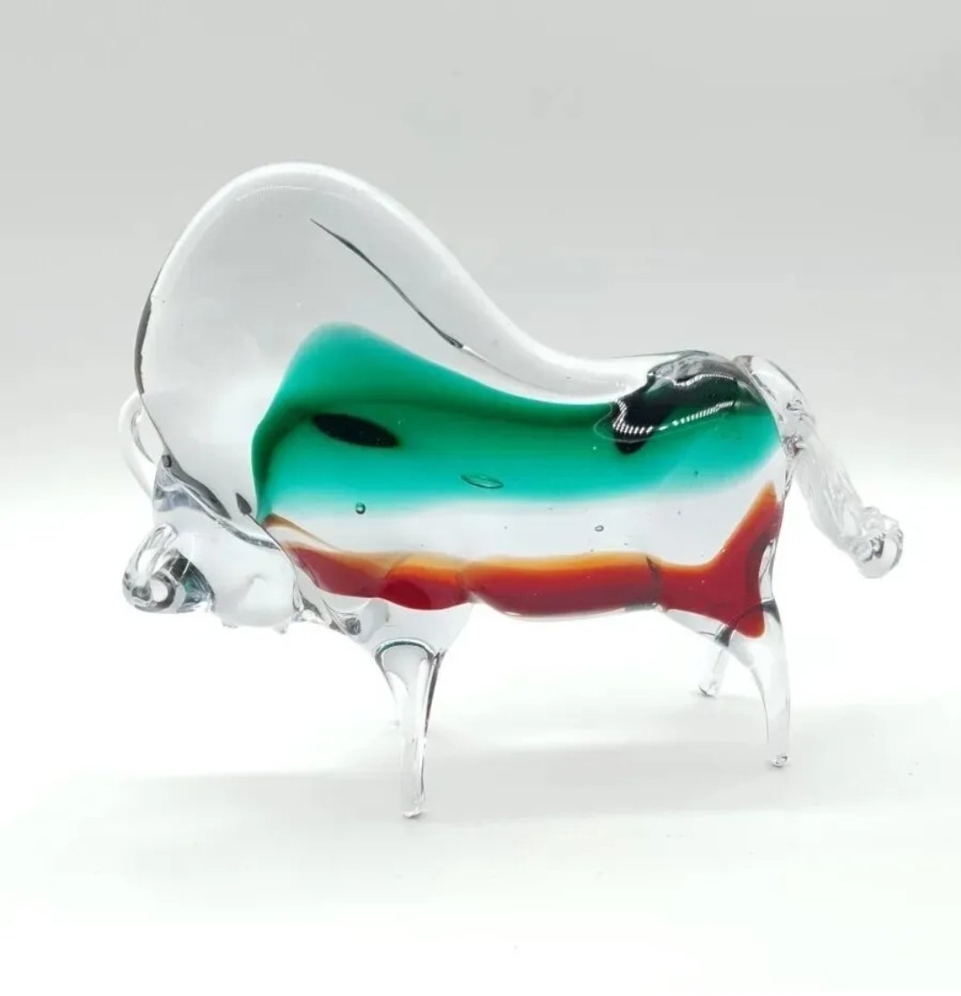 Art Glass Bull Sculpture Sommerso in Red Green Blown Figurine - Image 2