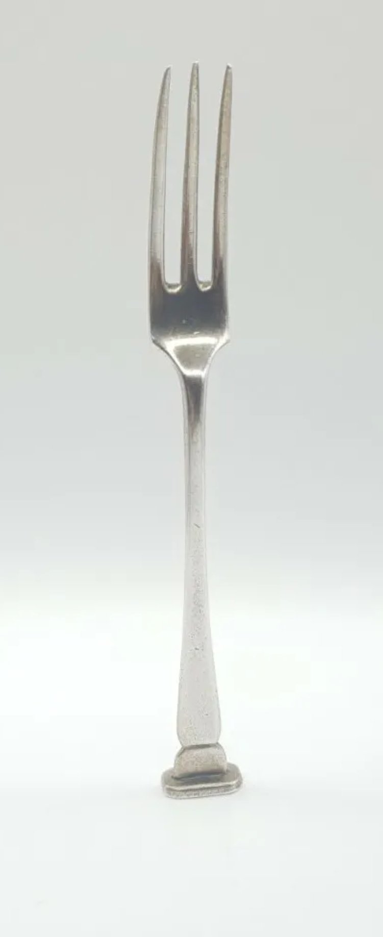 Antique Garrard & Co Sterling Silver Seal Top Fork Hallmarked London 1916 - Image 3