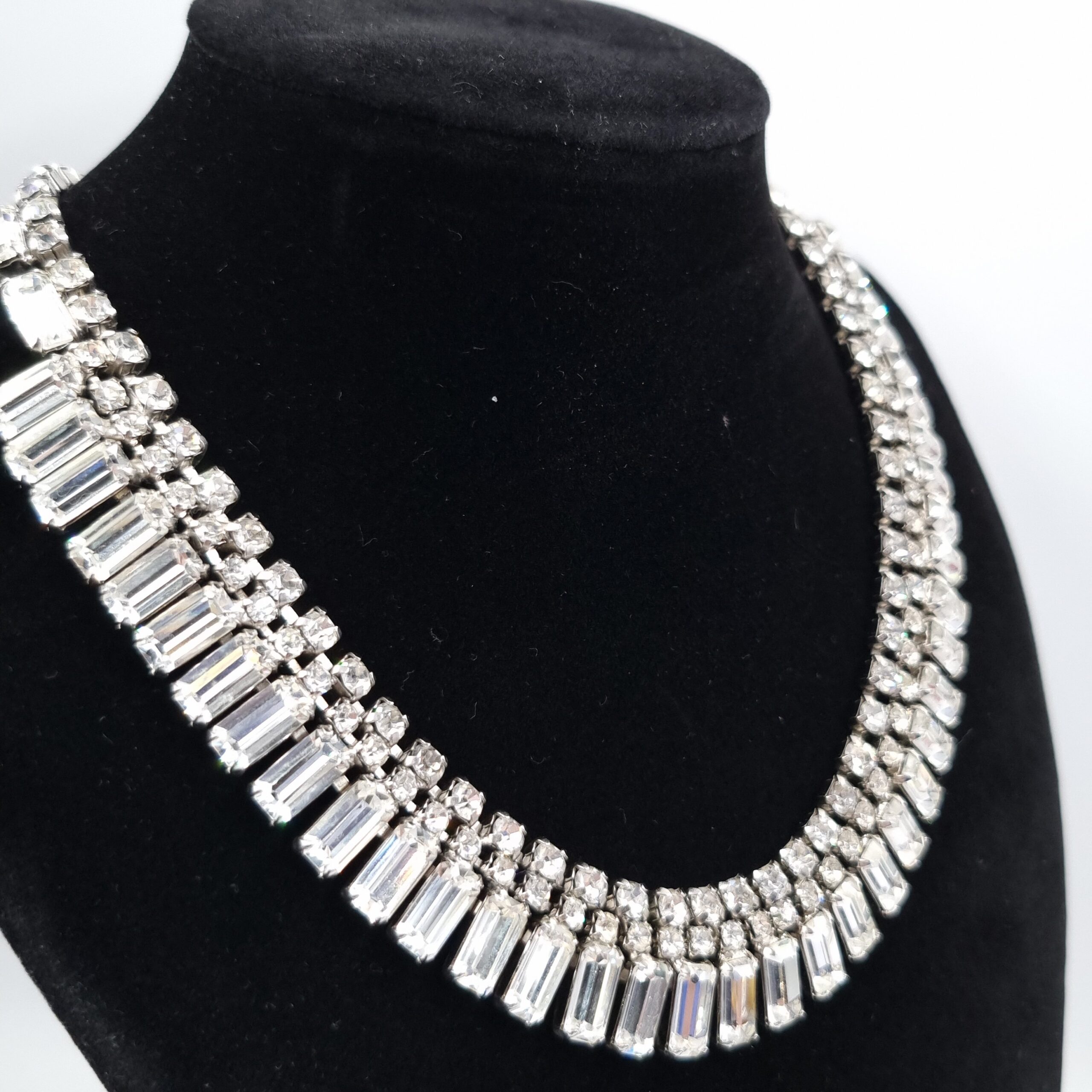Weiss Clear Rhinestone Necklace. Vintage Choker Glam c1950s - Image 2