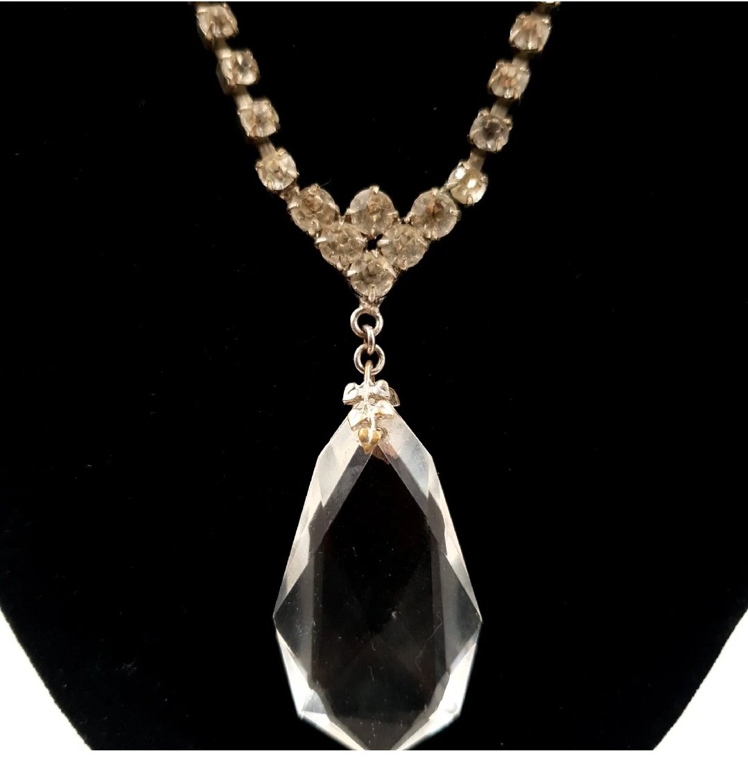 Art Deco Chandelier Drop Pendant Necklace 16in Collar. c1920s - Image 2