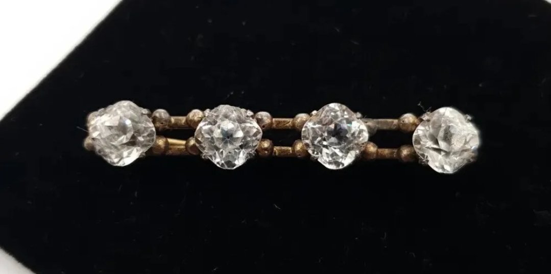 Antique Clear Paste Bar Brooch in Silver c 19th Century - Image 3