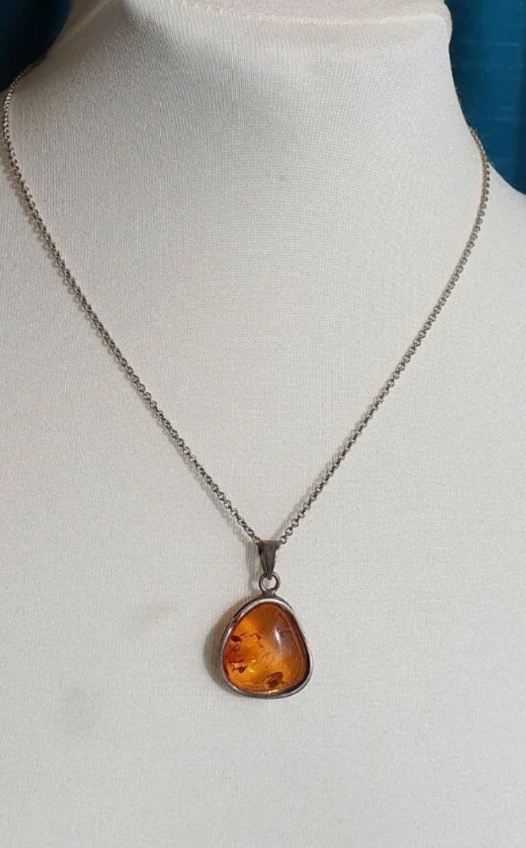 Vintage Amber Necklace Sterling Silver Modernist Baltic Pendant SJ - Image 2