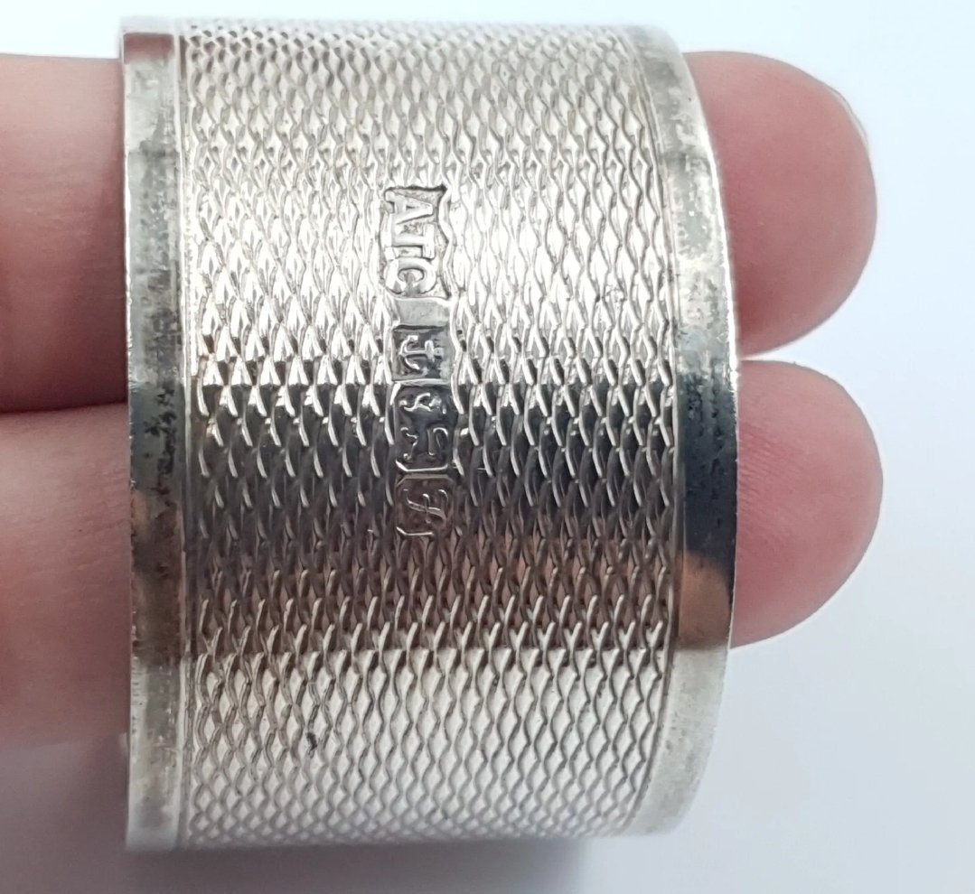 Sterling Silver Engine Turned Napkin Ring - Image 3