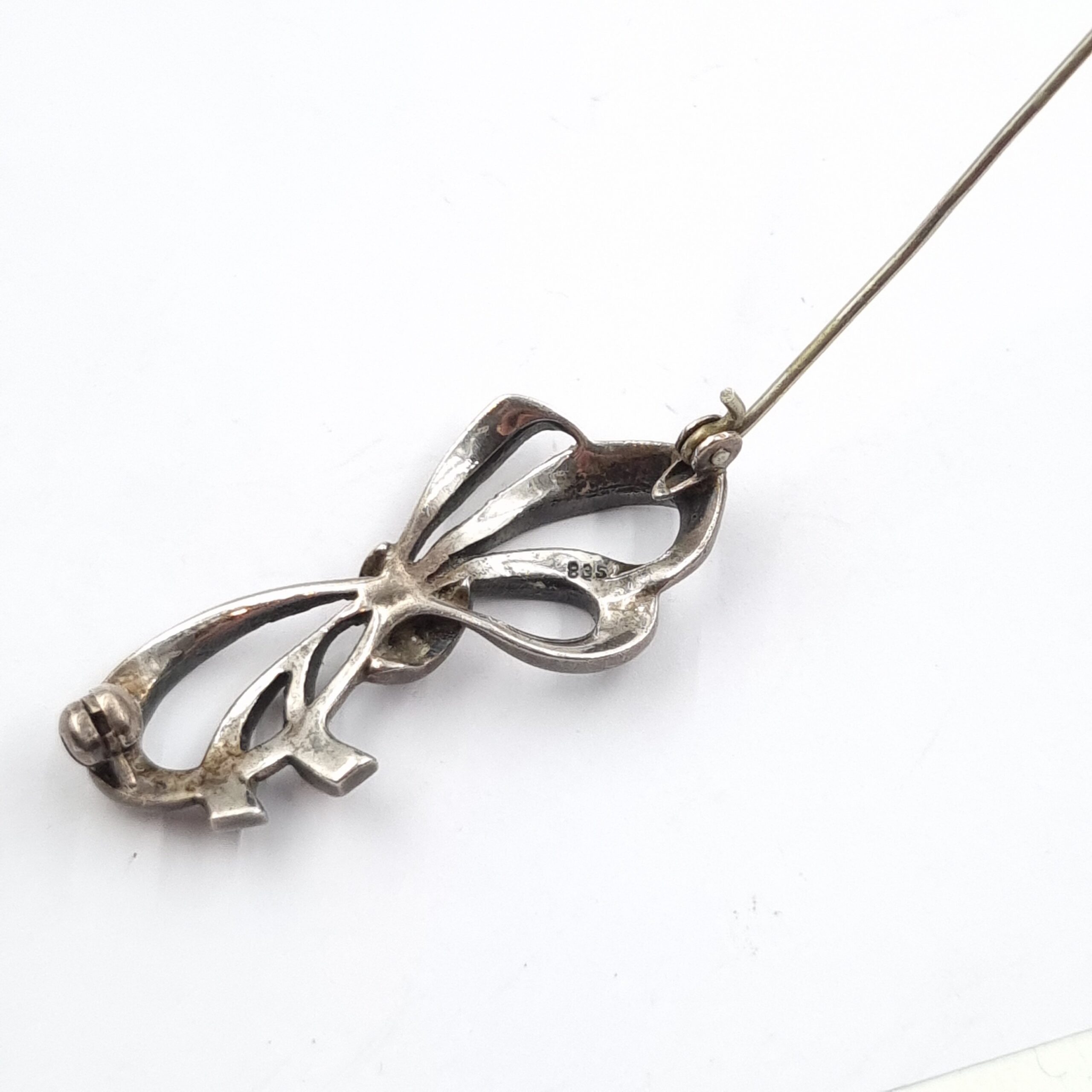 Vintage Scandinavian Silver Marcasite Brooch Marked 835 in the shape of a Bow - Image 3