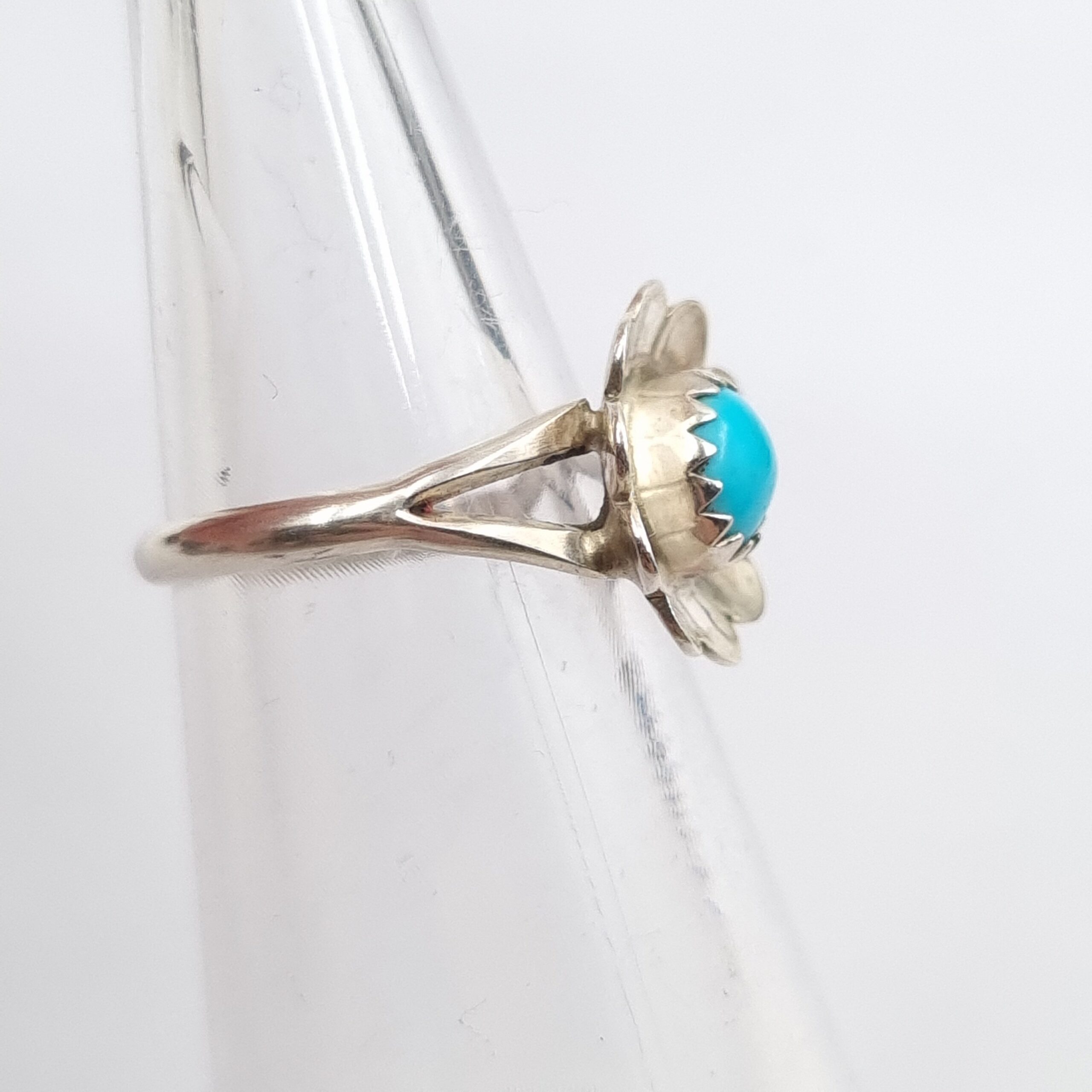 Sterling Silver Turquoise Flower Ring Size H 1/2 (4) - Image 3