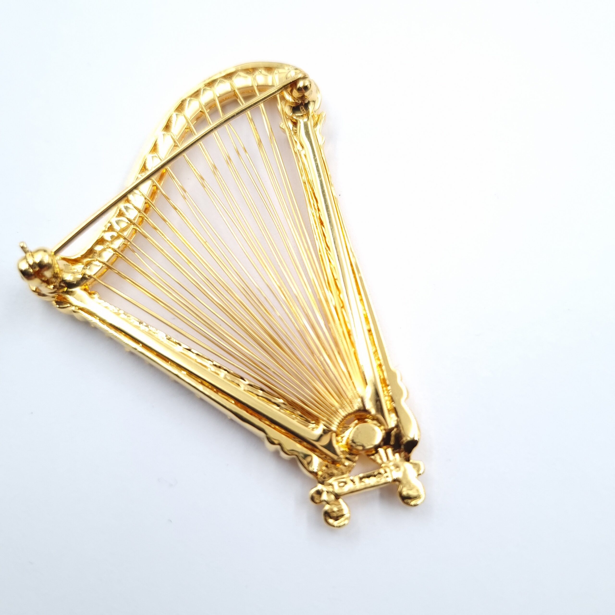Monet Harp Brooch Gold Plated 1980s - Image 2
