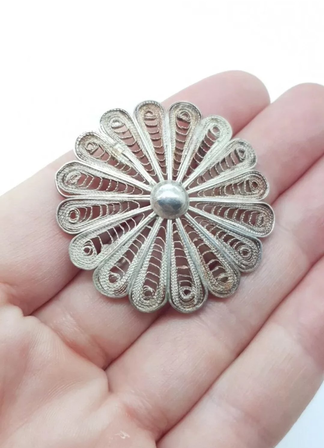 Large Silver Filigree Flower Brooch Round Antique Jewellery 4.2cm - Image 2