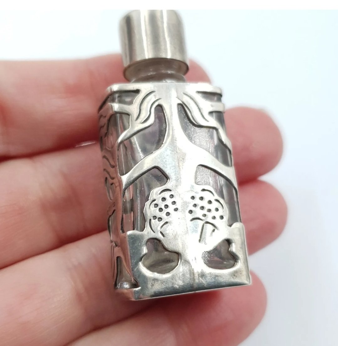 Ari Norman Silver Cased Perfume Bottle Hallmarked London Imports - Image 5