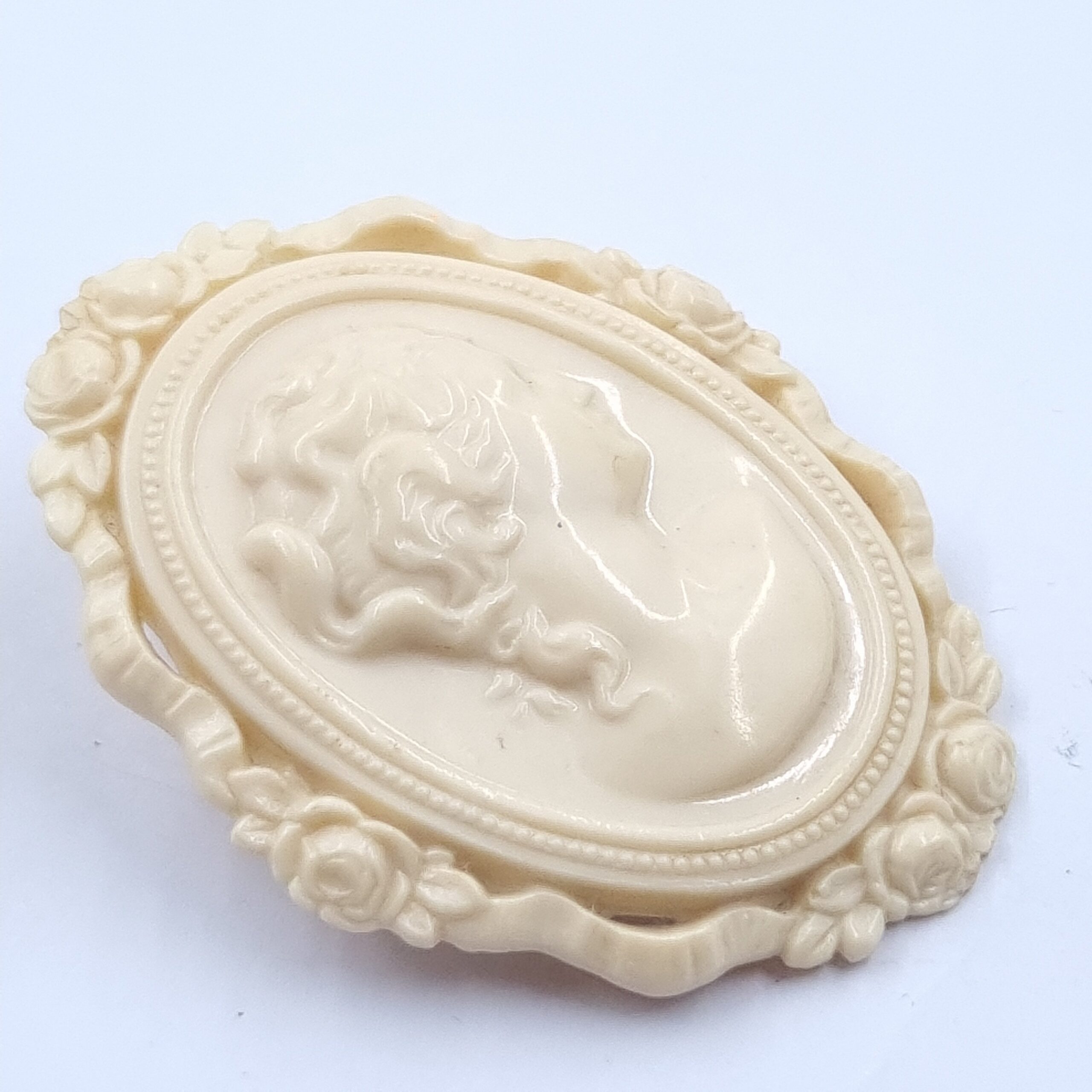 Art Deco Celluloid Cameo Brooch c 1930s - Image 3