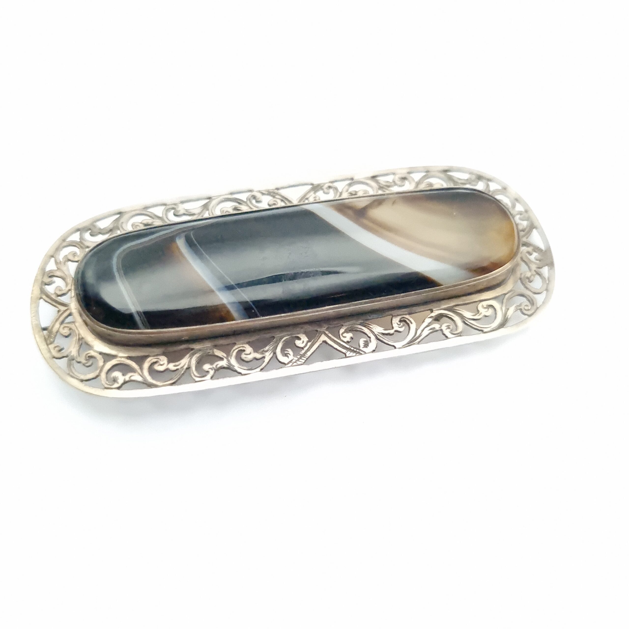 Victorian Banded Agate Brooch in Silver Filigree Mount