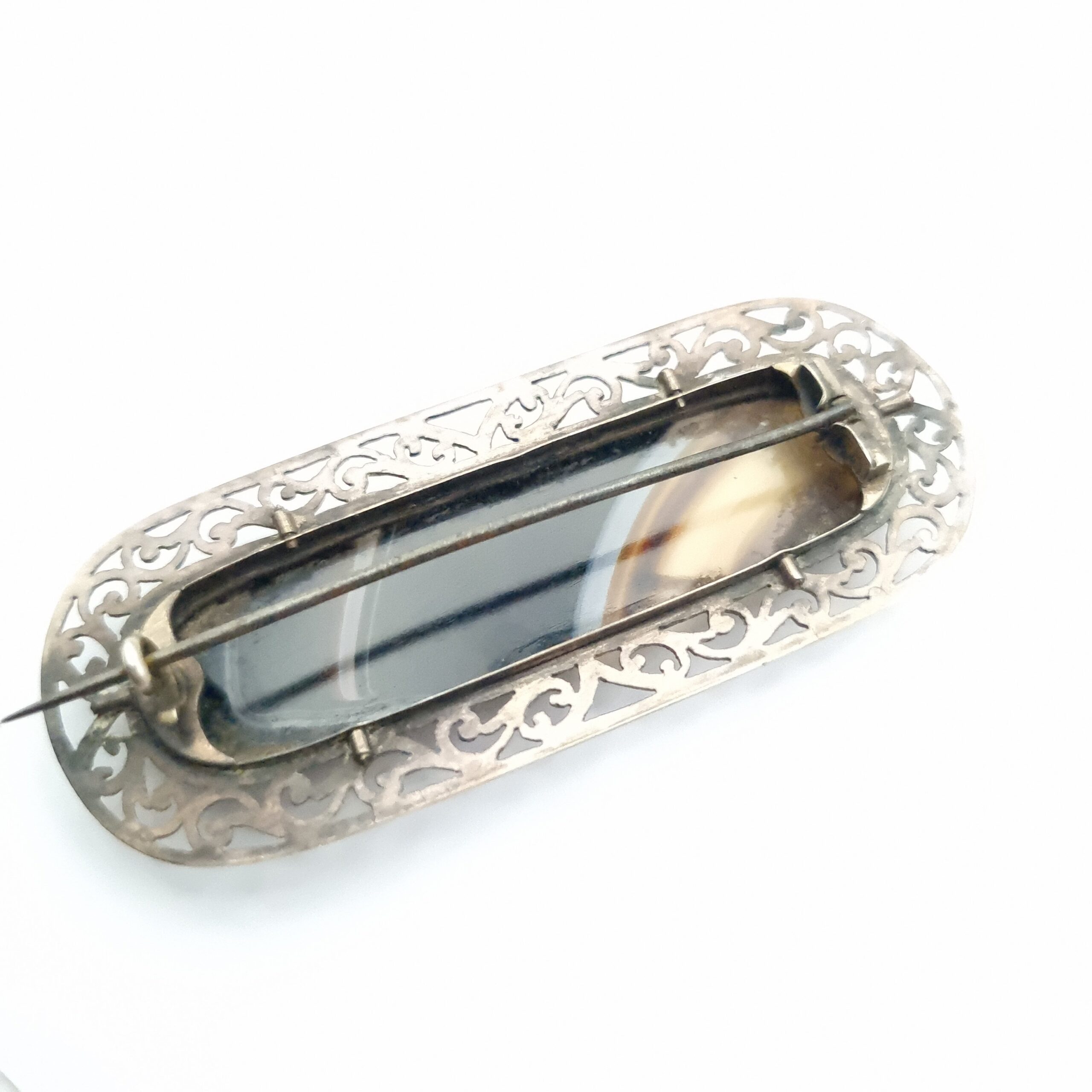 Victorian Banded Agate Brooch in Silver Filigree Mount Oblong - Image 3