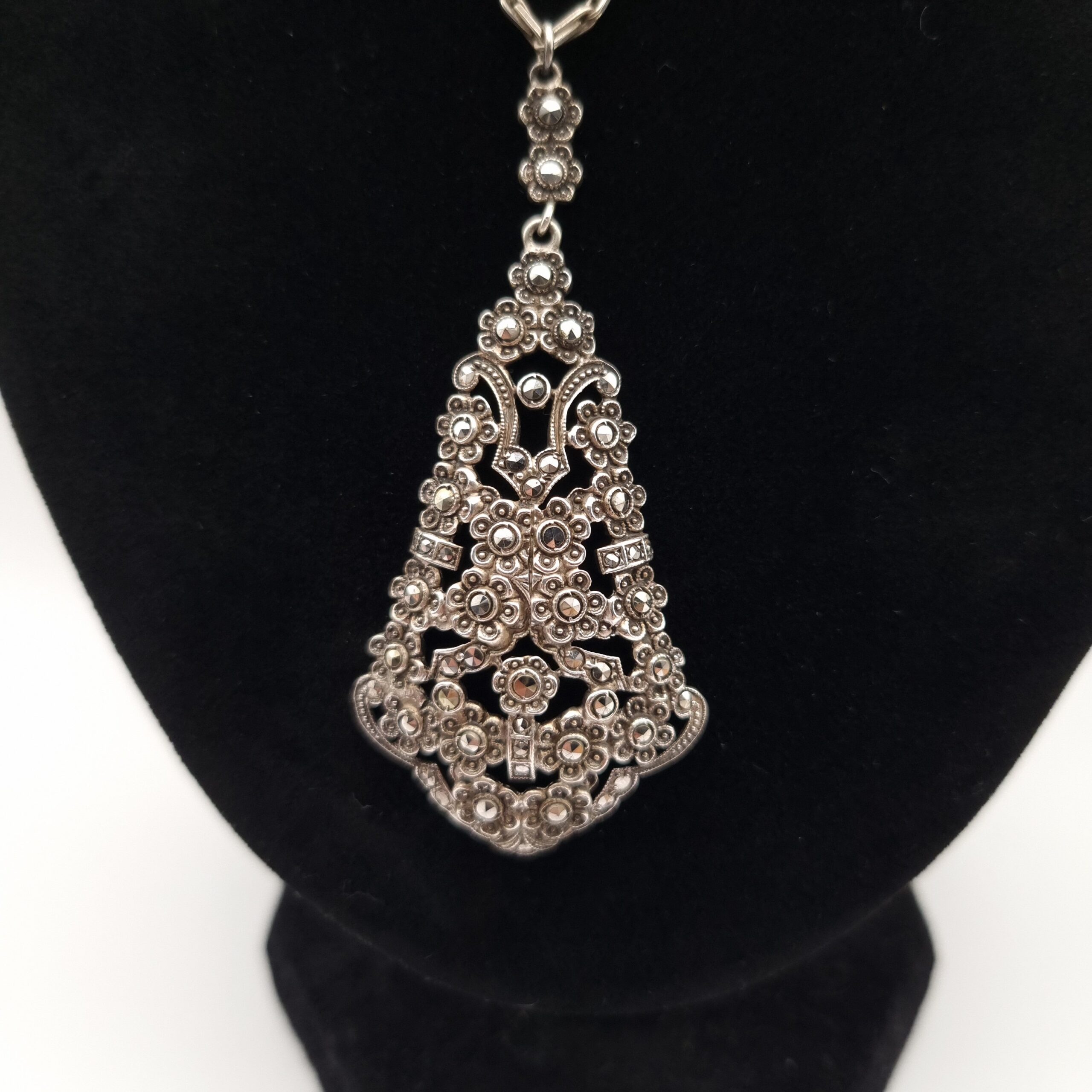Edwardian Silver Marcasite Pendant Necklace