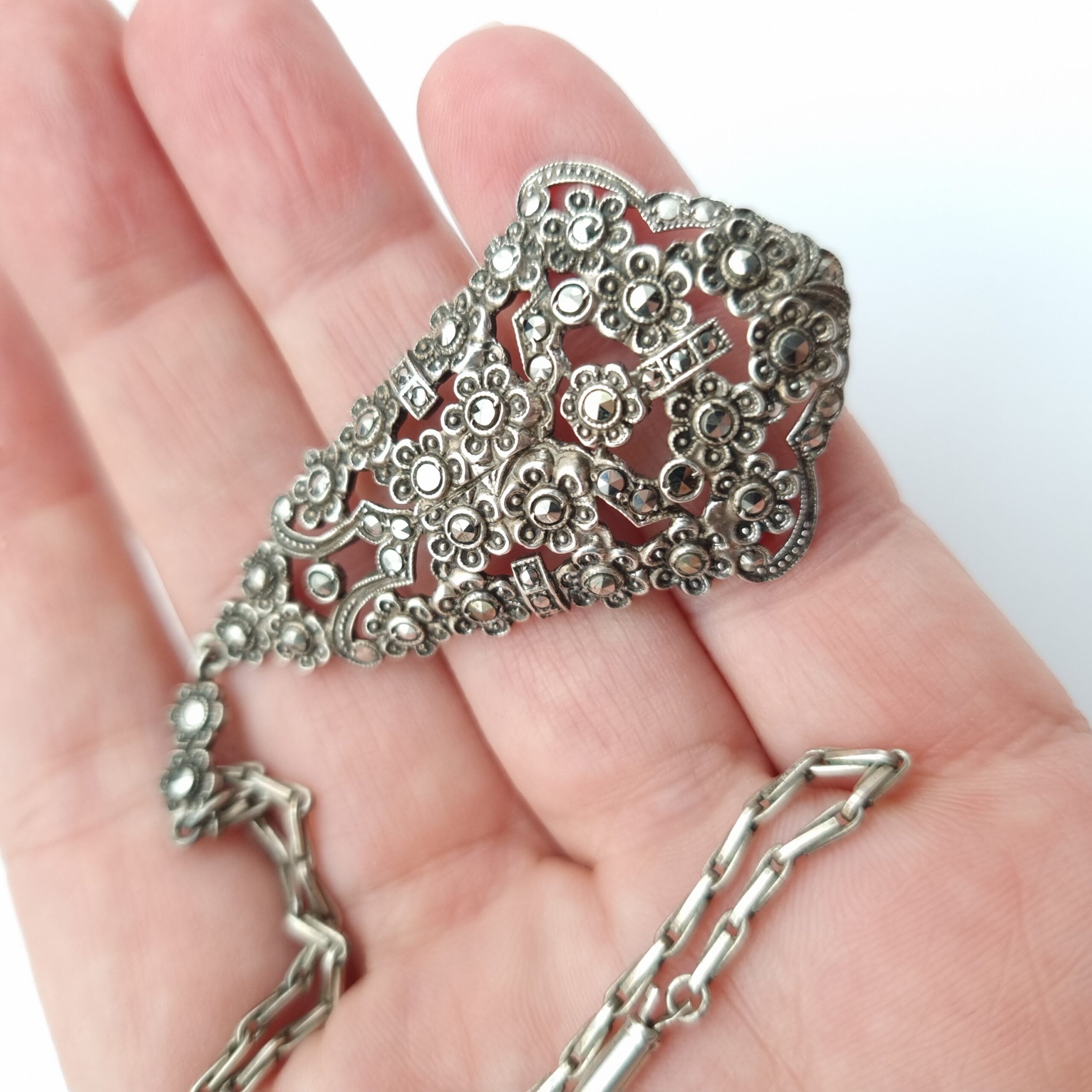 Edwardian Silver Marcasite Pendant Necklace - Image 3