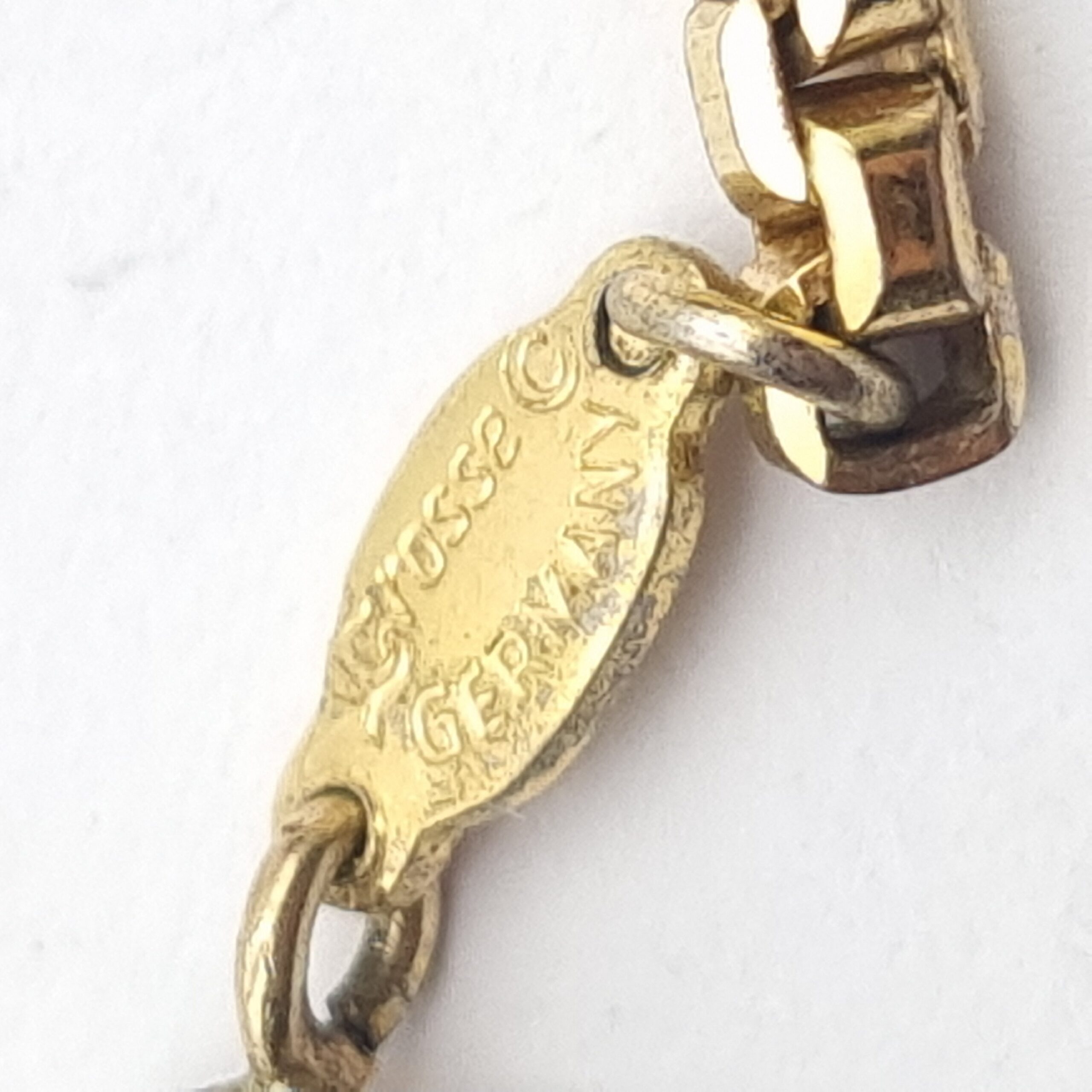 Grossé Germany Box Chain Long Necklace - Image 3