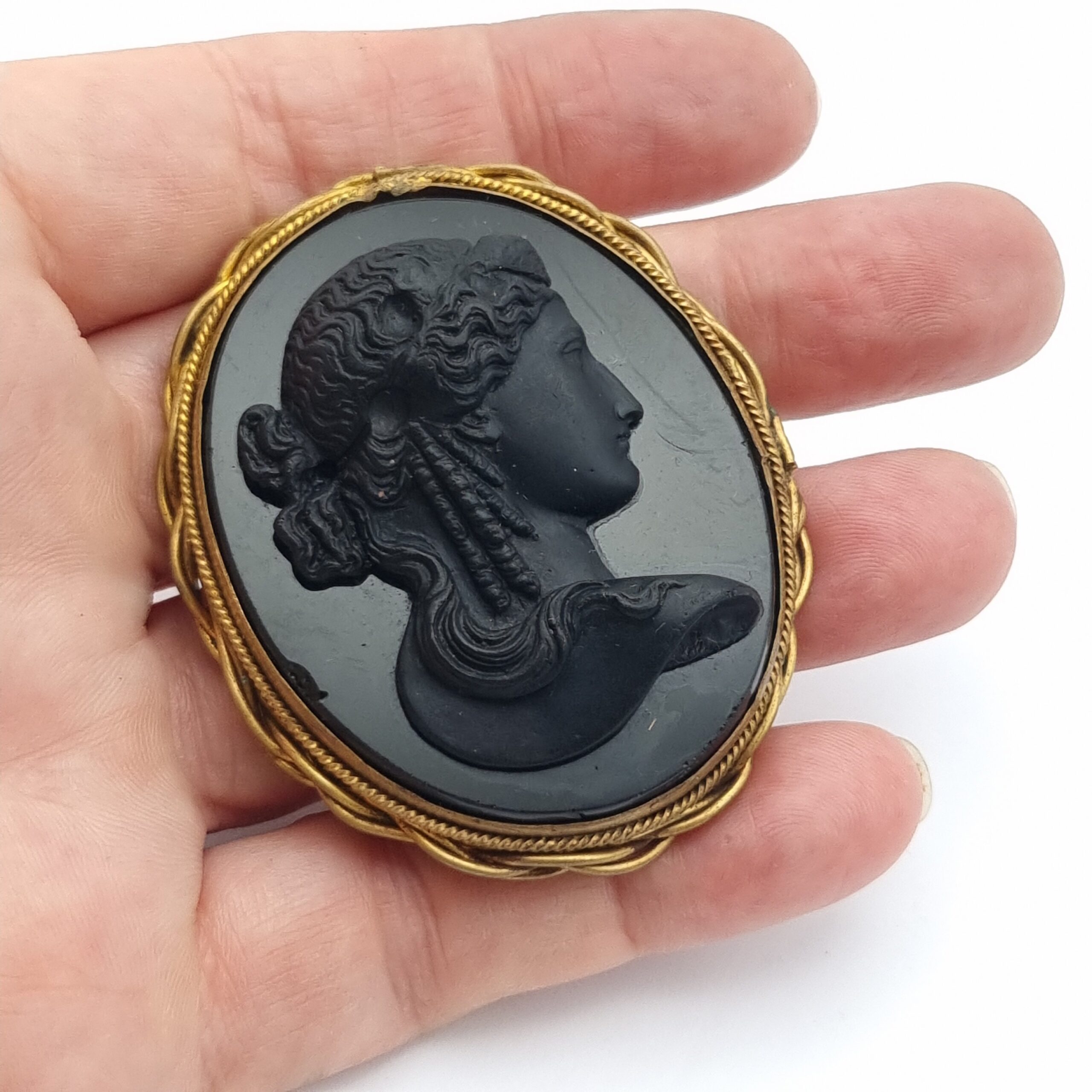 Victorian Black Paté de Verre Cameo Brooch Mourning Jewellery - Image 2