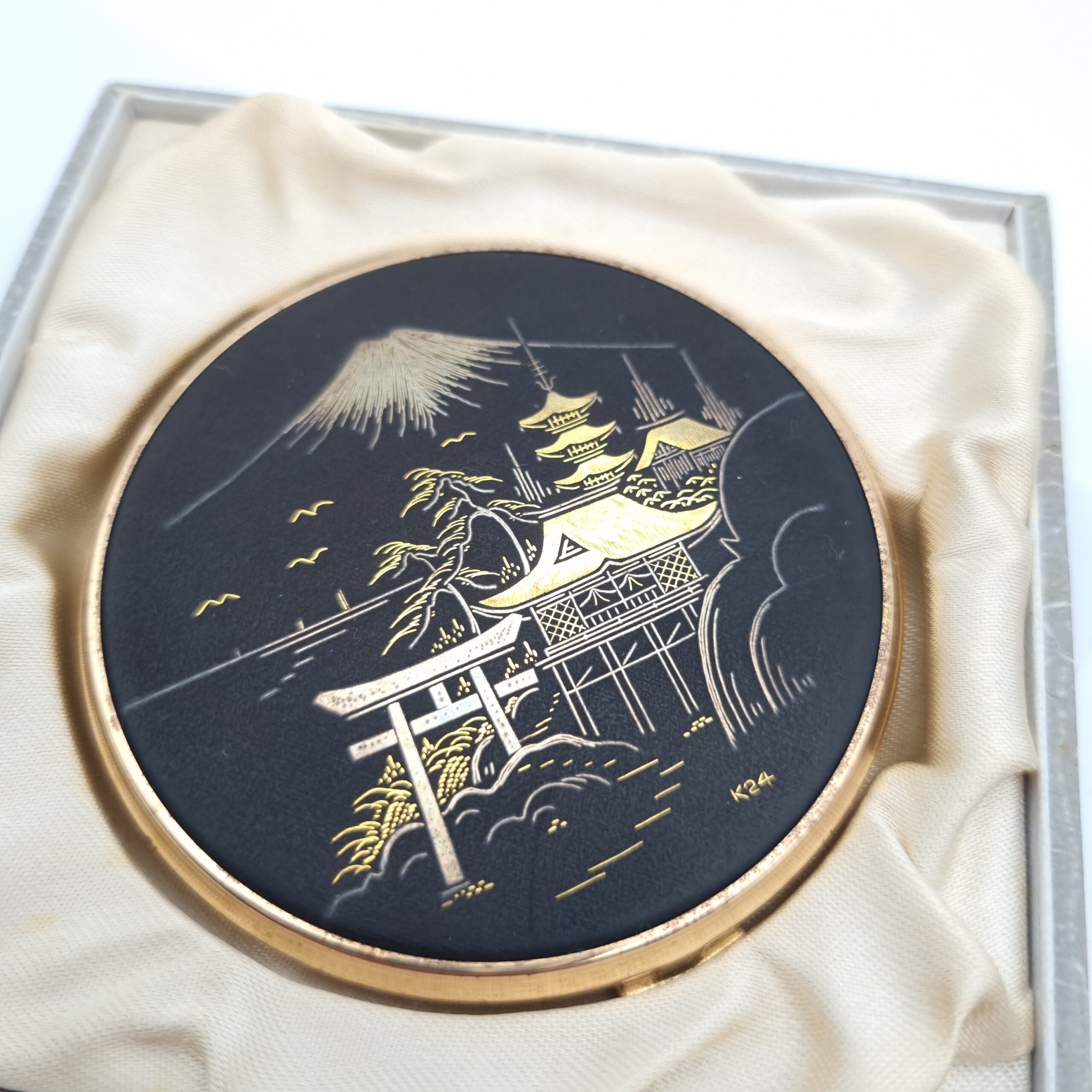 Japanese Shakudo Powder Compact 24K Gold Inlay Fuji Temple - Image 5