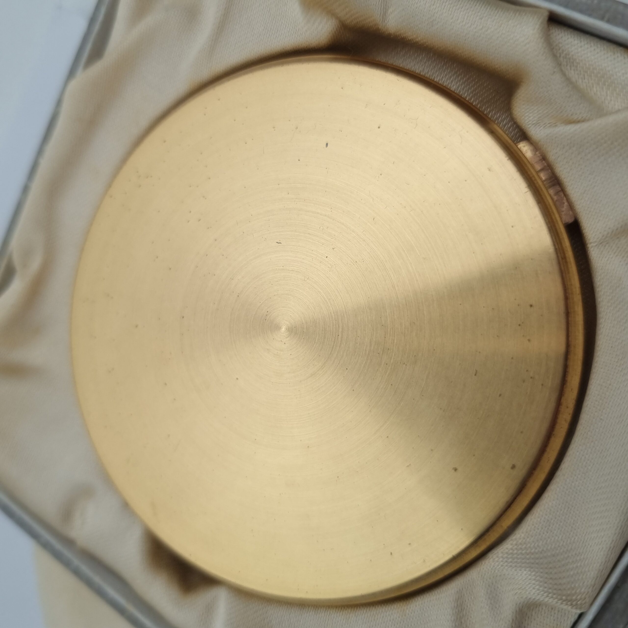Japanese Shakudo Powder Compact 24K Gold Inlay Fuji Temple - Image 3