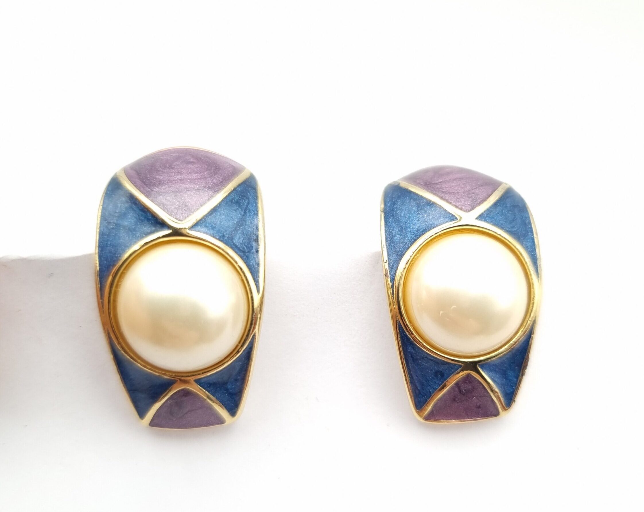 Crown Trifari Enamel Earrings Clip On