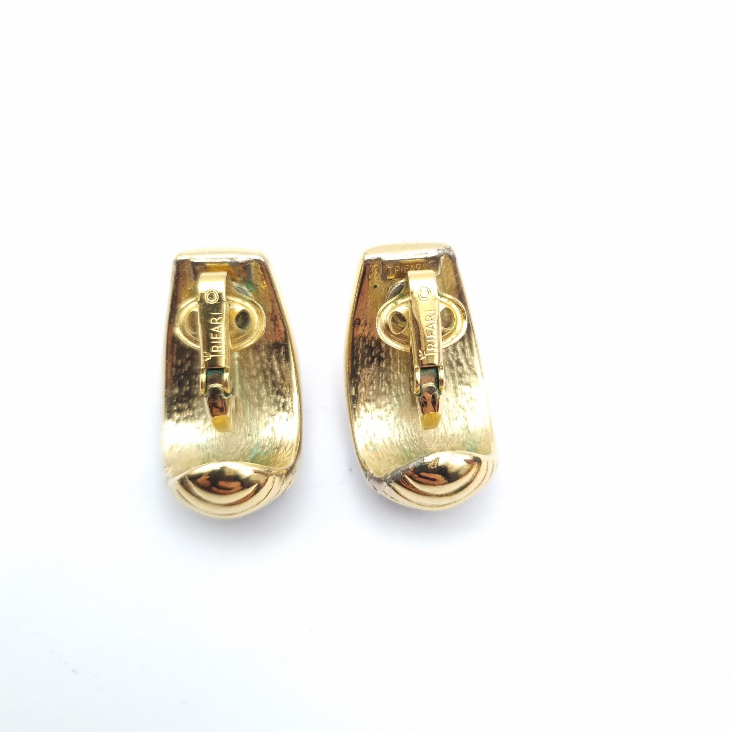 Crown Trifari Enamel Earrings Clip On c 1960s - Image 3