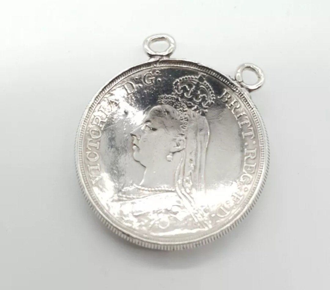 Victorian 1892 Crown Mounted Pendant Sterling Silver