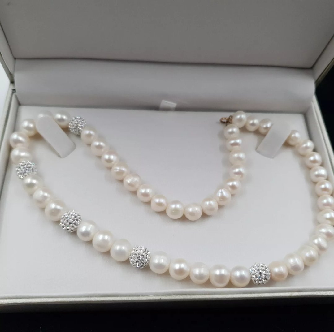 Cultured Pearl Necklace 9ct Gold Clasp