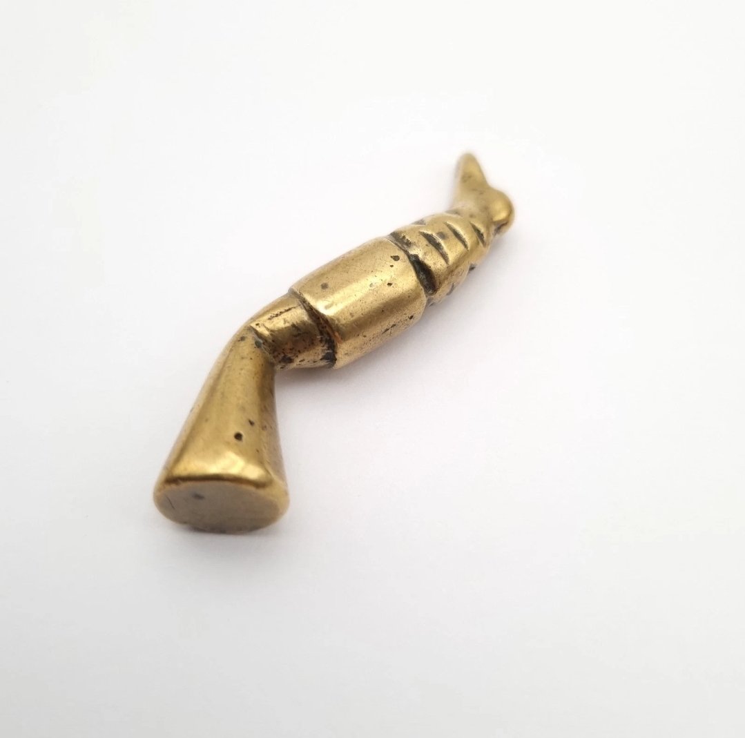 Antique Georgian Leg Pipe Tamper in Brass - Image 3